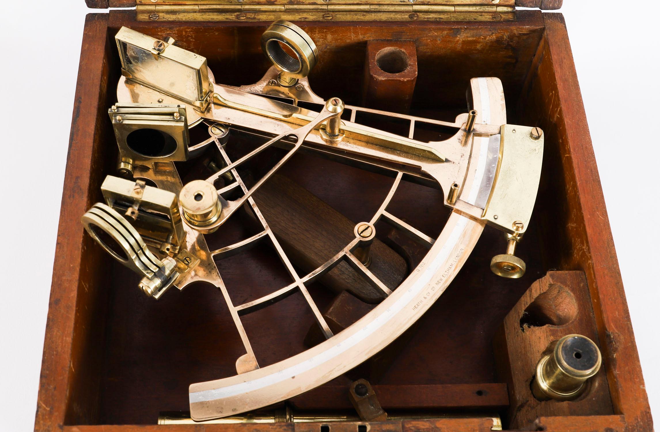 Sextant vernier ancien en laiton laqué Heath & Co 19ème siècle en vente 7