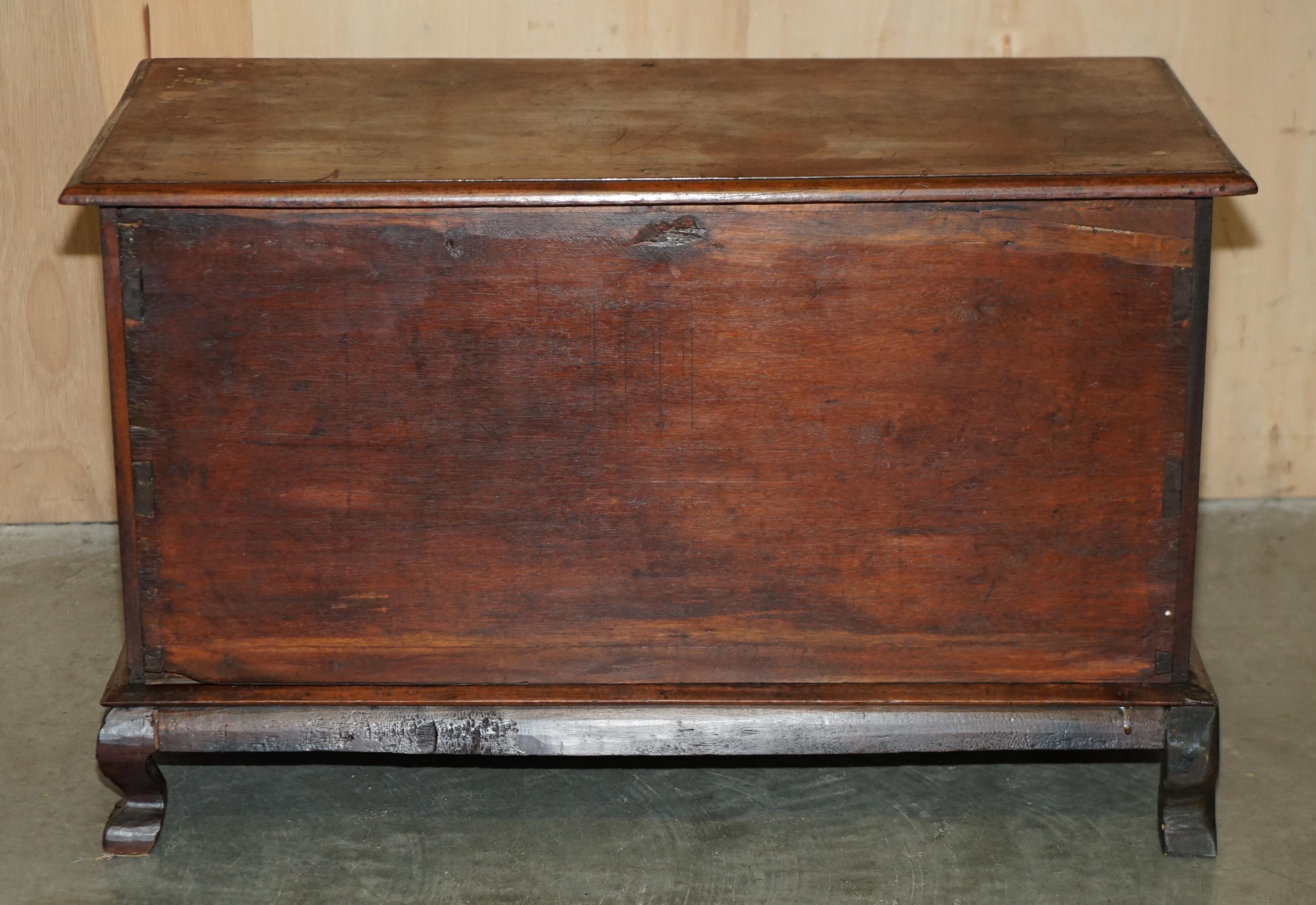 ANTiQUE HEAVILY CARVED INDONESIAN TWO OVER ONE CHEST OF DRAWERS GOOD TV STAND 8