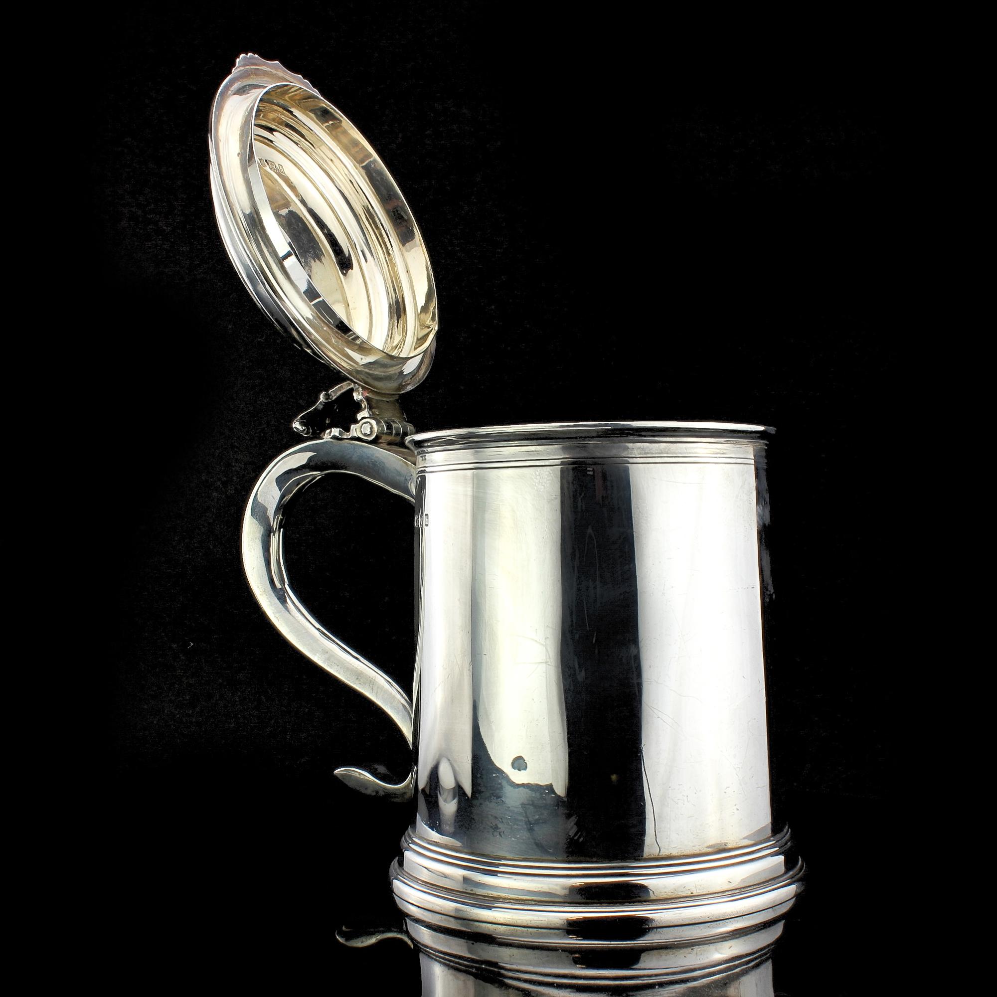 Antique Heavy and Large Tankard, Thomas Bradbury & Sons, London, 1903 In Good Condition For Sale In Braintree, GB