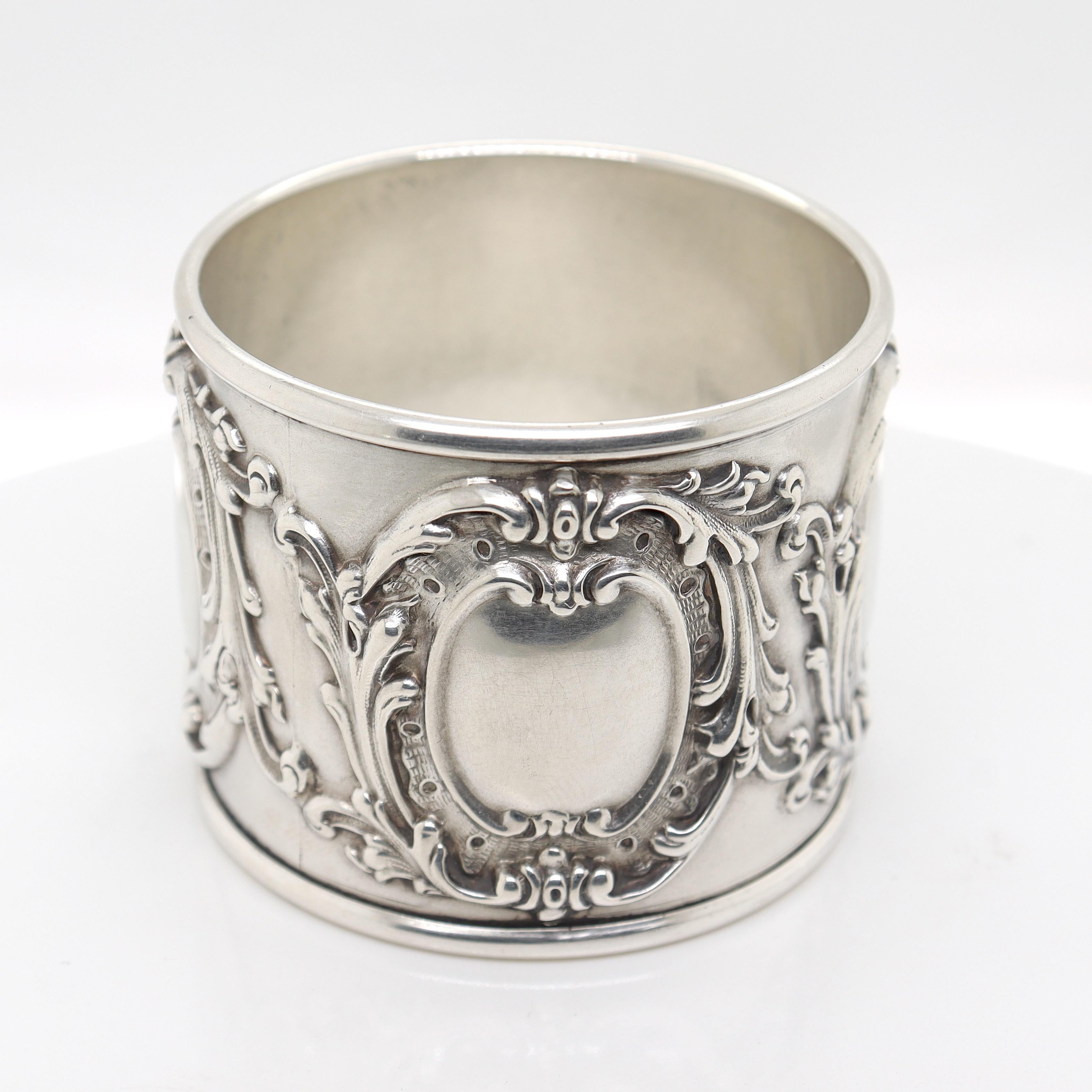 Antiker, schwerer edwardianischer Simons Brothers Serviettenring aus Sterlingsilber für Damen oder Herren