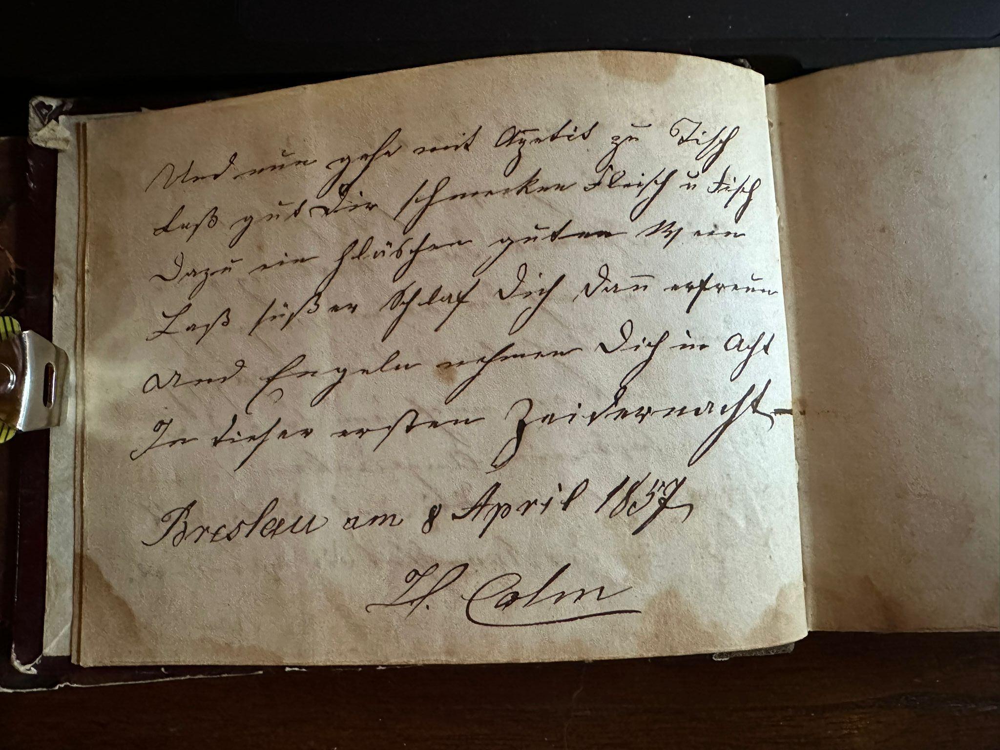 Antico libro di preghiere ebraiche - Pressburg 1841, rilegatura dorata e poesie sull'amicizia In condizioni buone in vendita a Langweer, NL