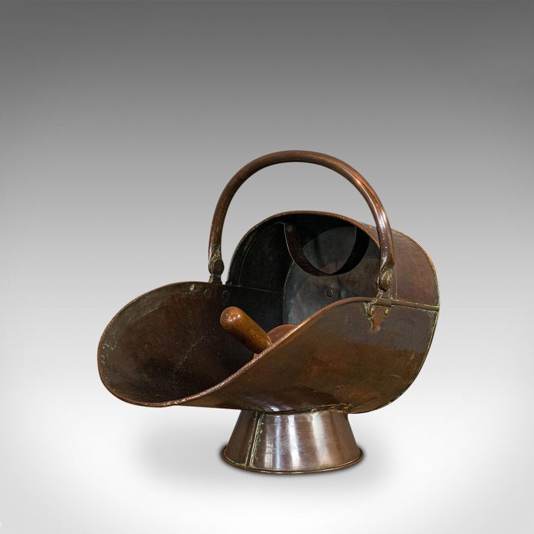 CAVE LIQUEUR HEAUME, casque chevalier médieval collection curiosité EUR