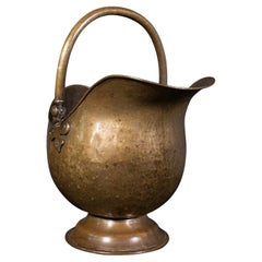 Bouteille à casque ancienne, anglaise, laiton, cheminée, charbon, étui à bûches, victorienne, 1880