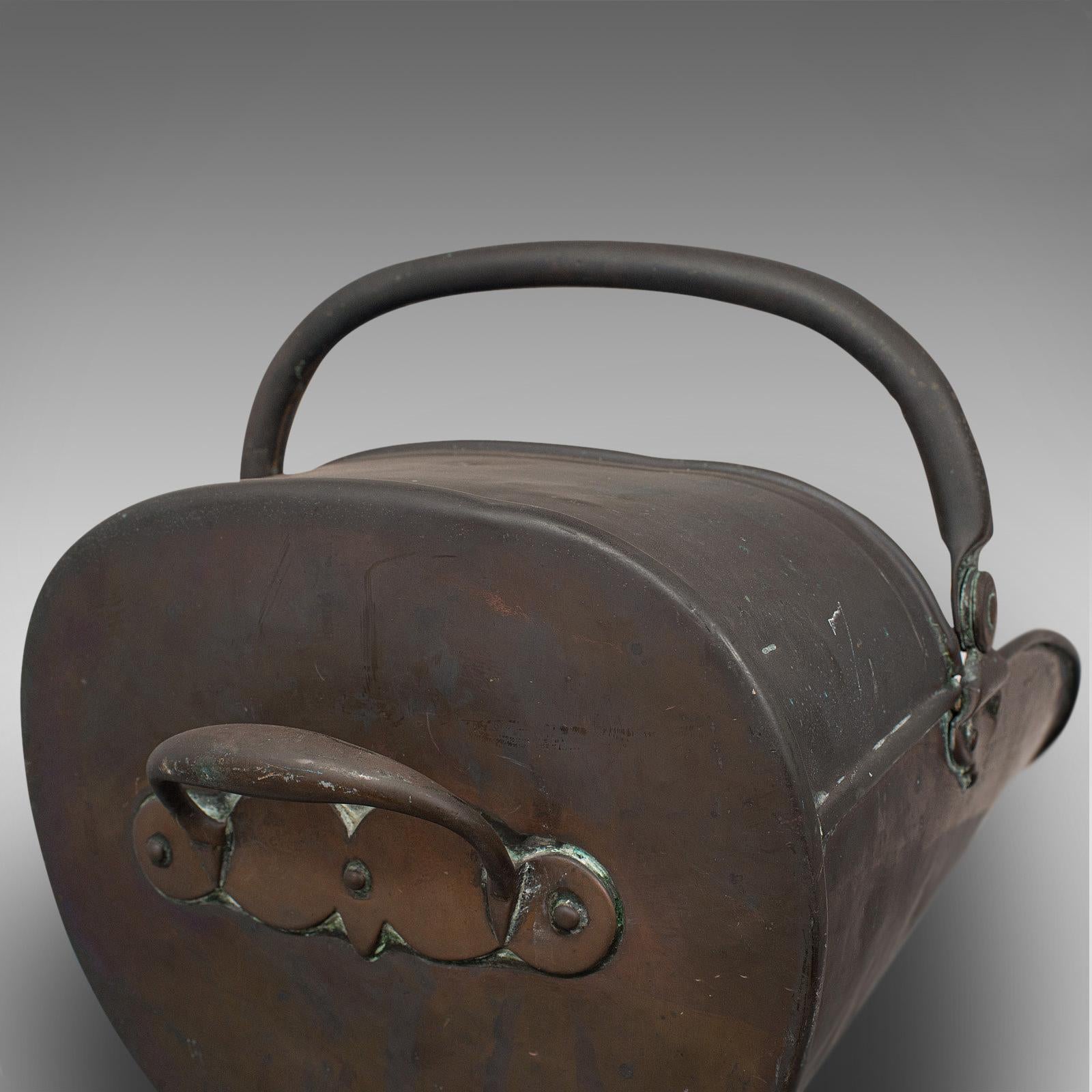 Antique Helmet Scuttle, English, Copper, Fireside, Coal, Bucket, Victorian, 1870 For Sale 5