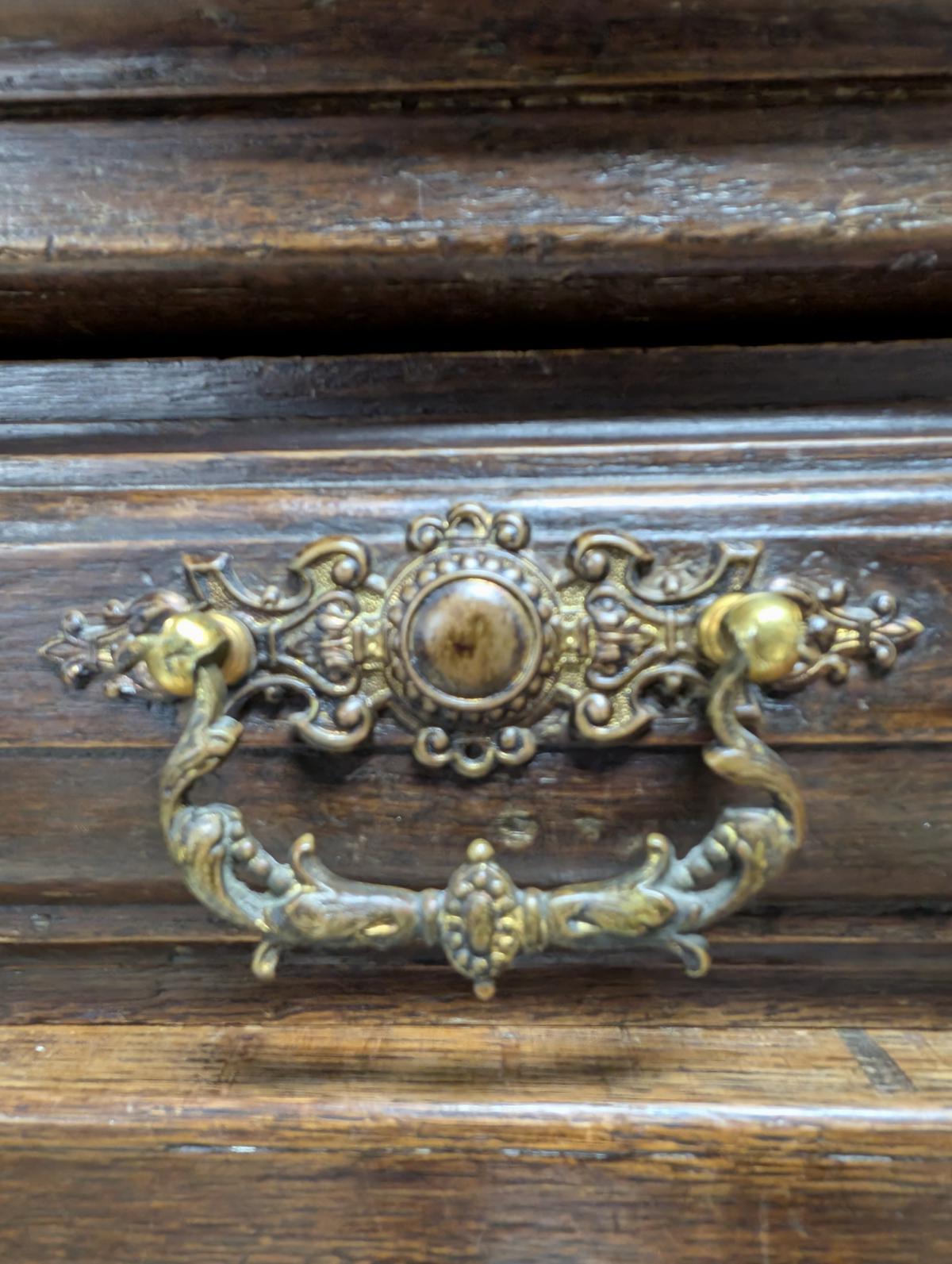 Antico buffet in Oak HENRY II intagliato, credenza, Stained Glass in vendita 4