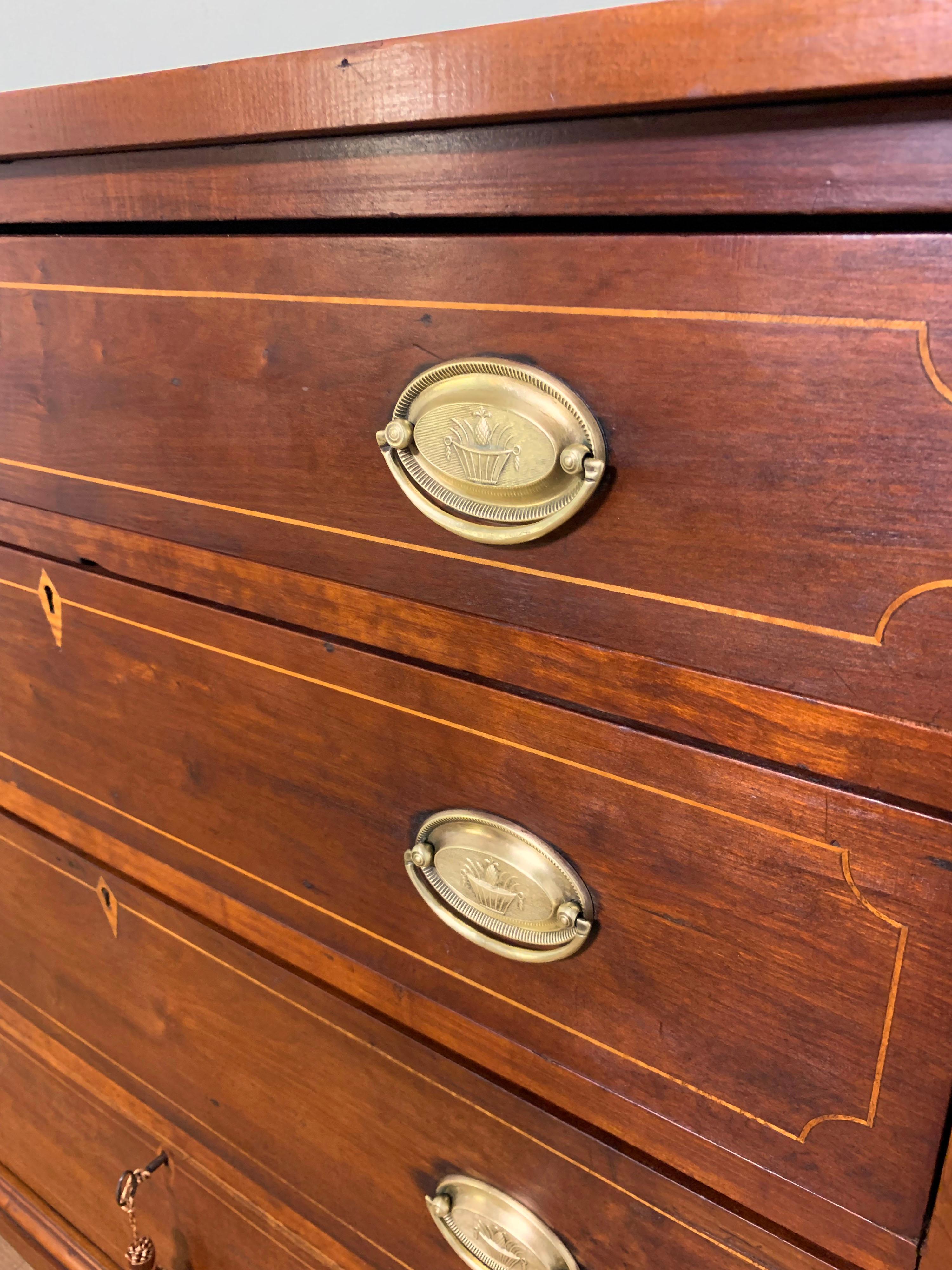 1800 chest of drawers