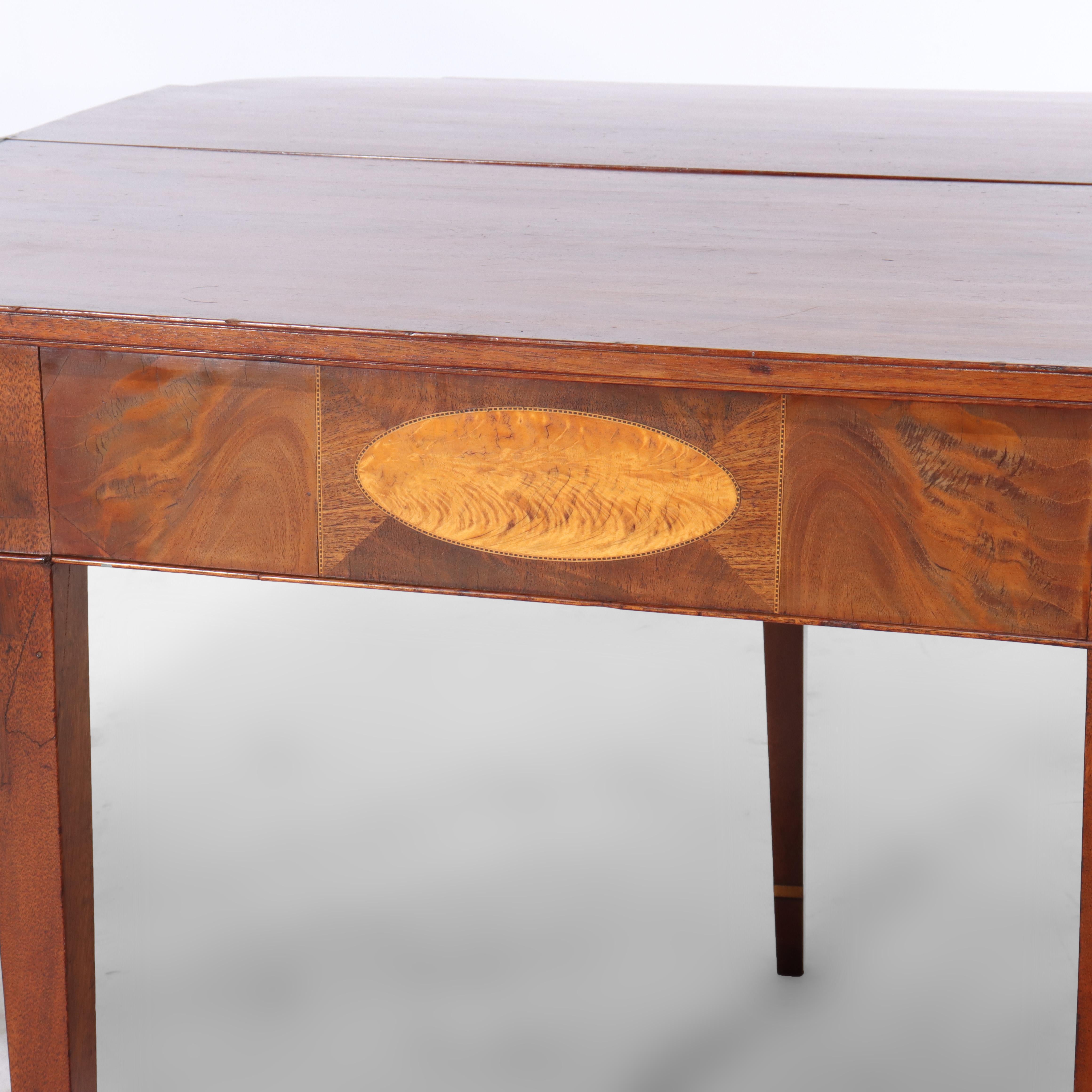 XIX secolo Antico tavolo da gioco in mogano Hepplewhite con intarsi di rondelle in legno di raso del 1820 ca. in vendita