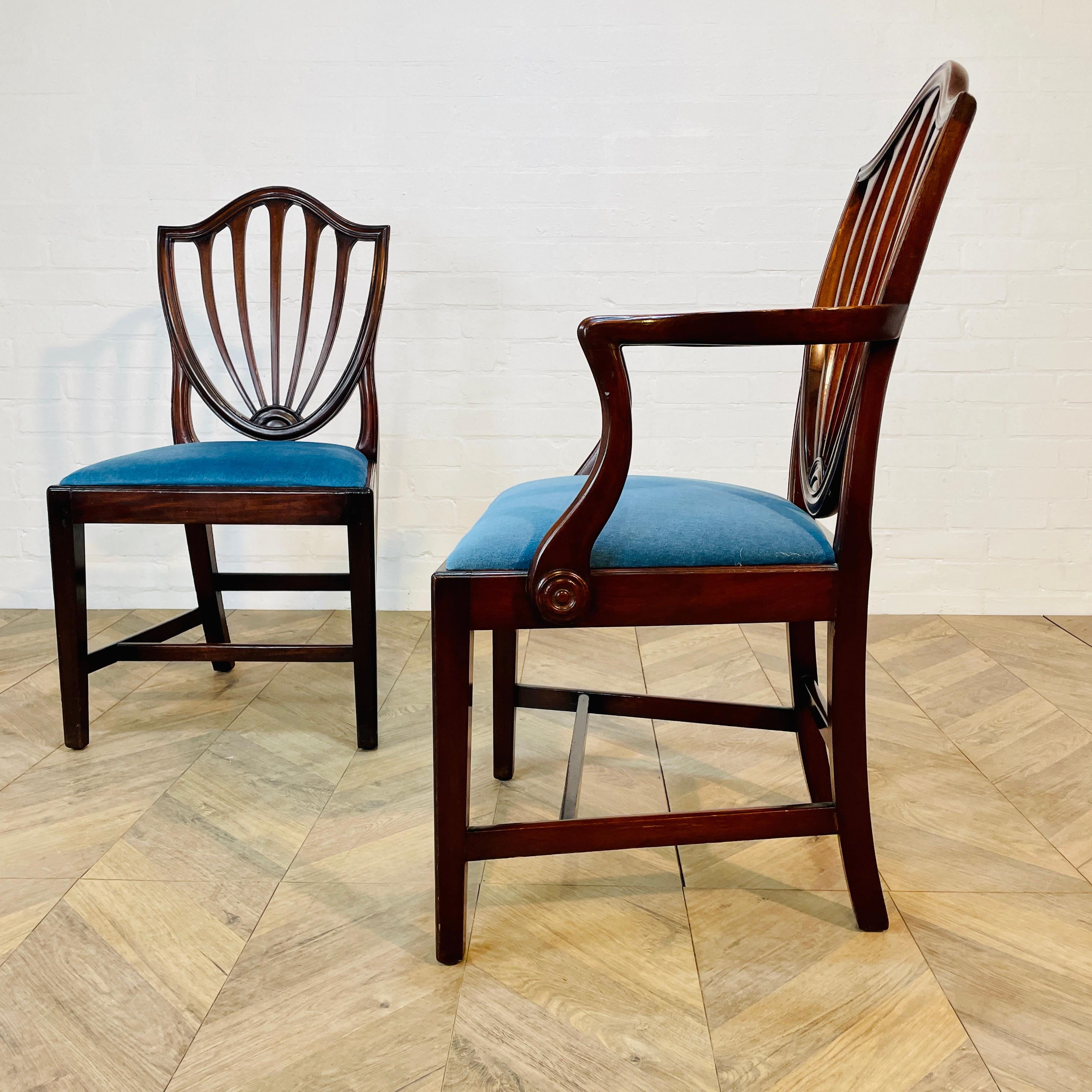 Acajou Antique Hepplewhite Style Shield Back Dining Chairs, Set of 8