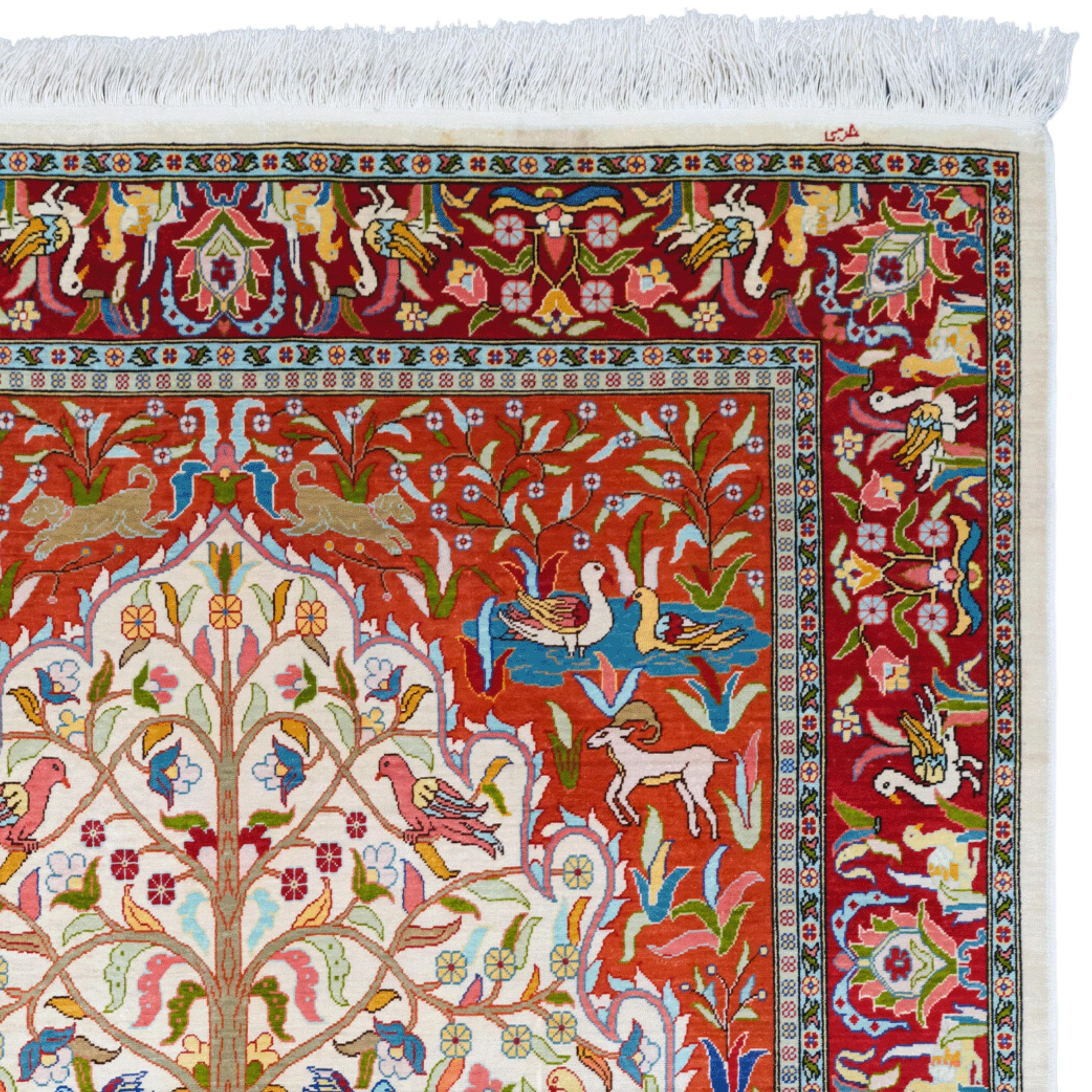 Antique Hereke Rug - 20th Century Silk Hereke Rug, Antique Rug, Silk Rug In Good Condition For Sale In Sultanahmet, 34