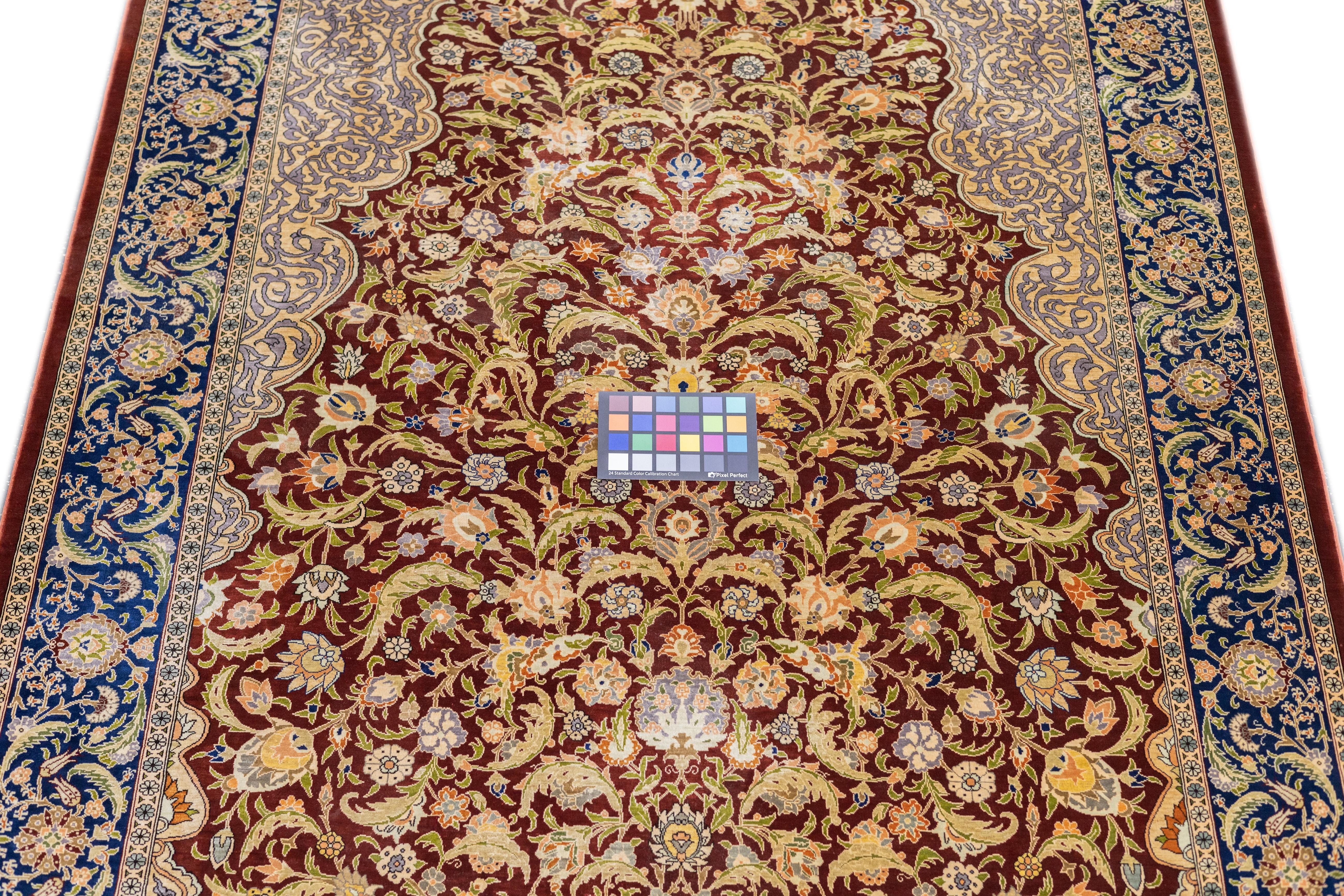 Antiker Hereke-Teppich 4'1'' x 5'11'' im Angebot 4