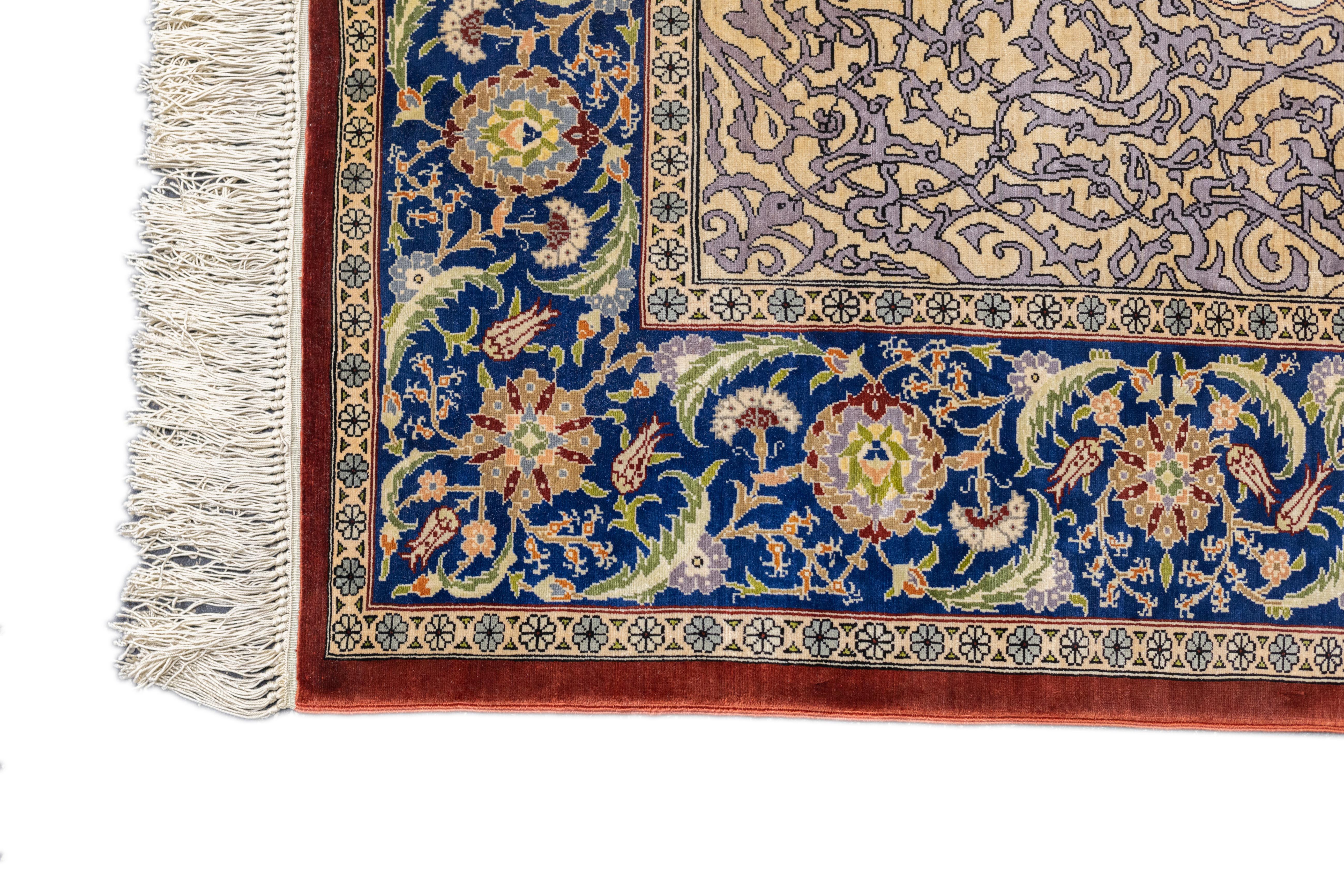 Antiker Hereke-Teppich 4'1'' x 5'11'' (Seide) im Angebot