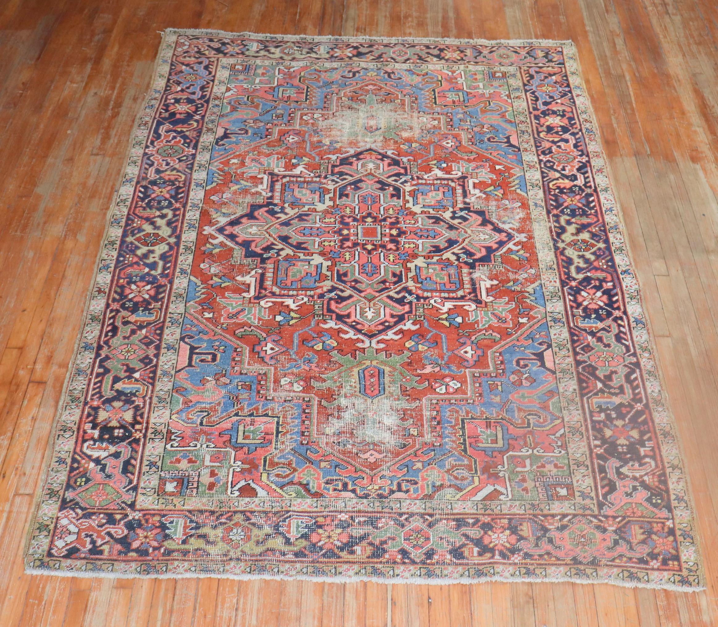 Tudor Zabihi Collection Antique Heriz 6' x 9' Rug For Sale