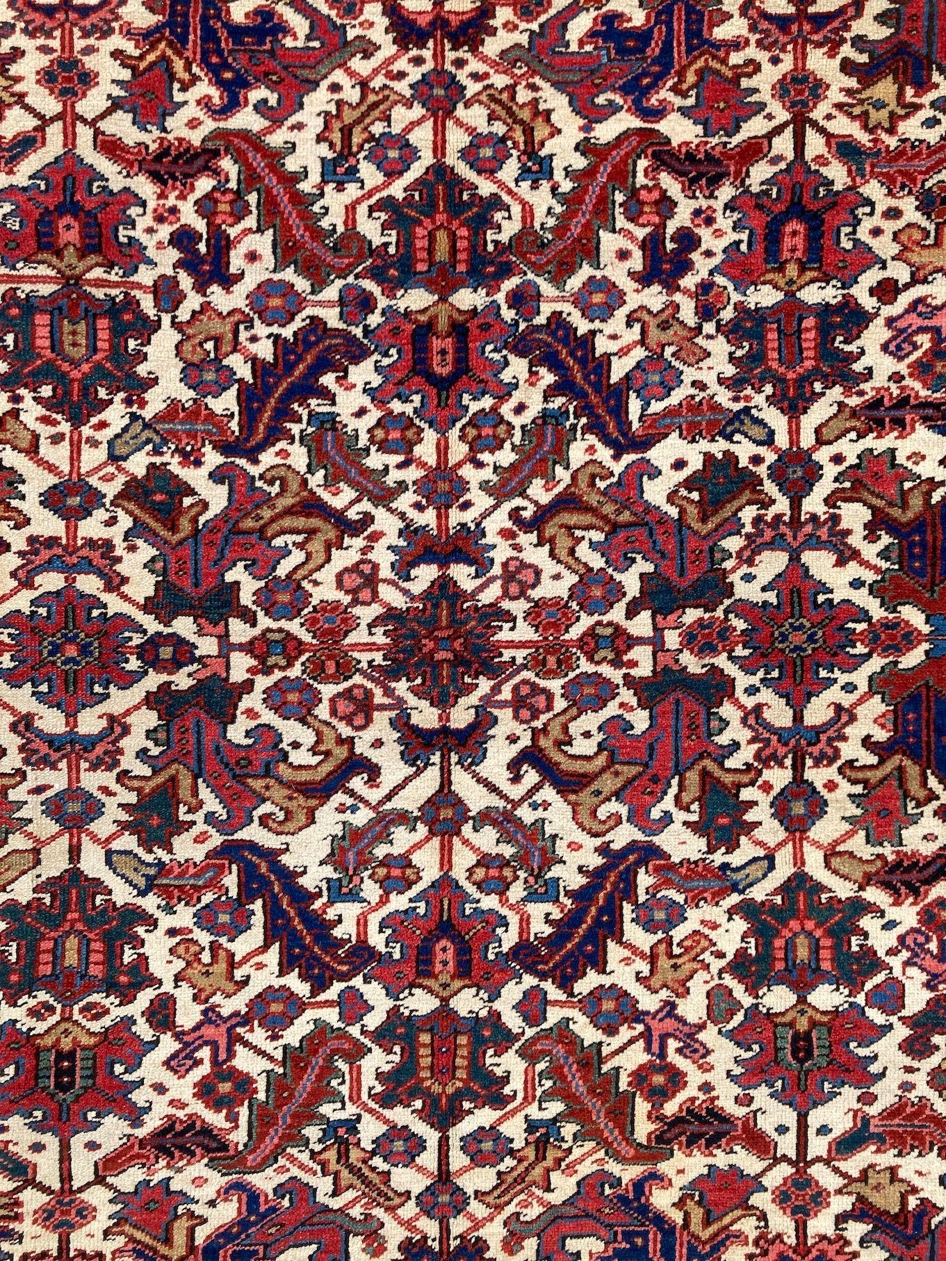 Antique Heriz Carpet 3.00m x 2.36m For Sale 8