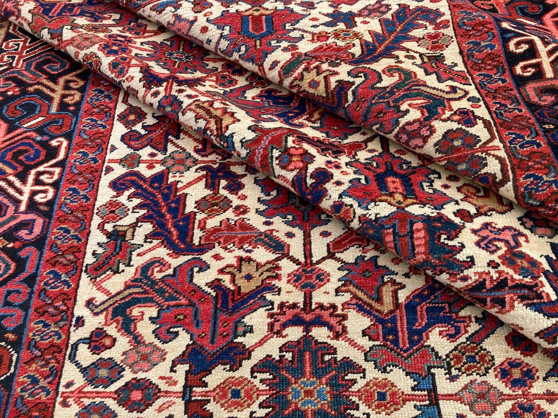 Antique Heriz Carpet 3.00m x 2.36m For Sale 10