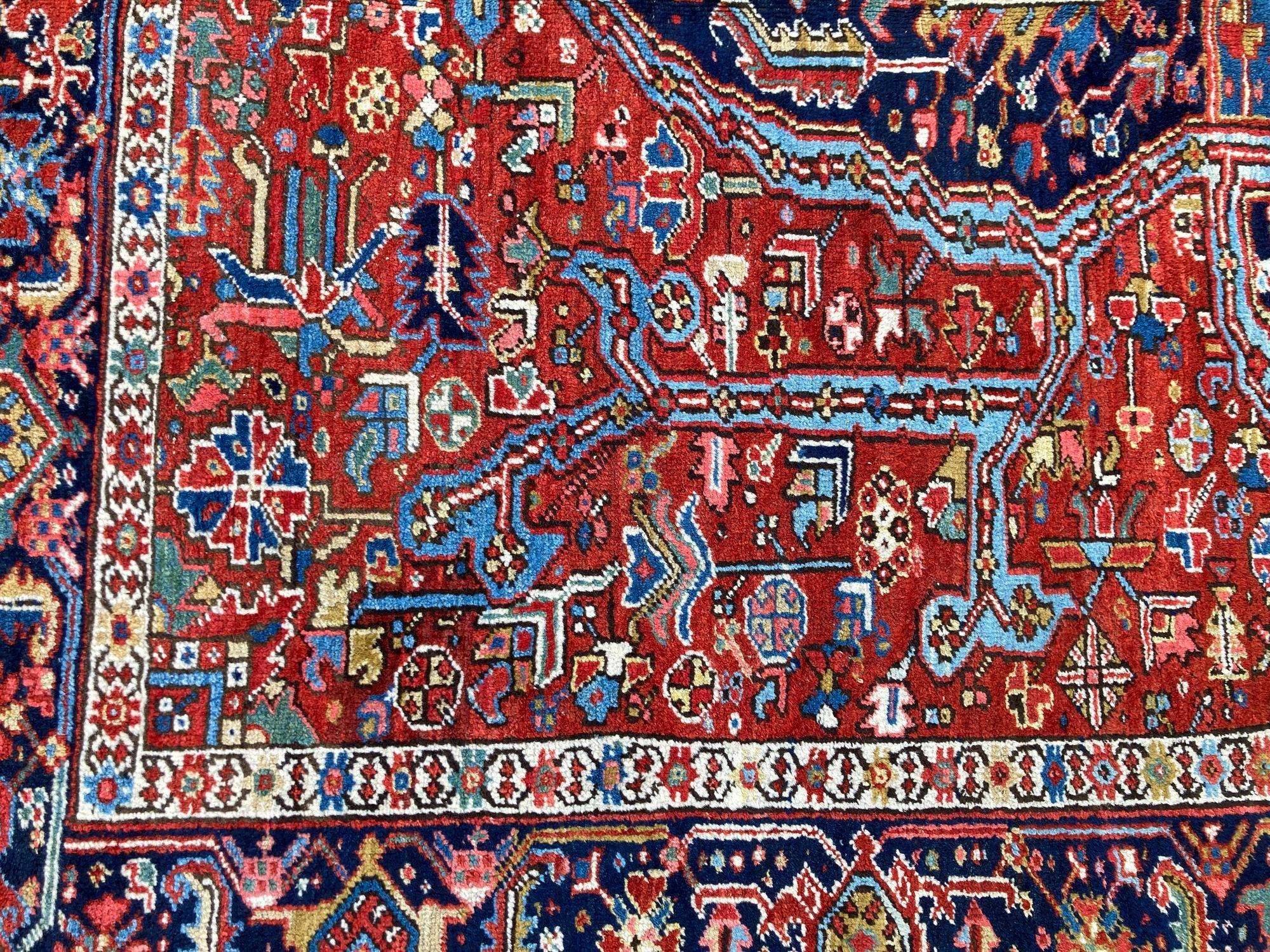 Antique Heriz Carpet 3.11m x 2.21m For Sale 4