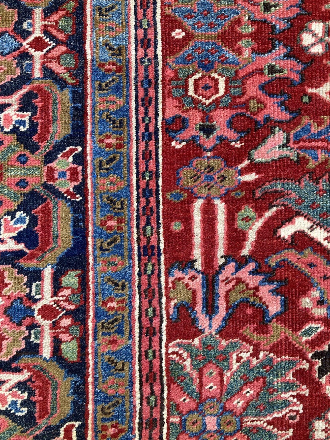 Antique Heriz Carpet For Sale 3