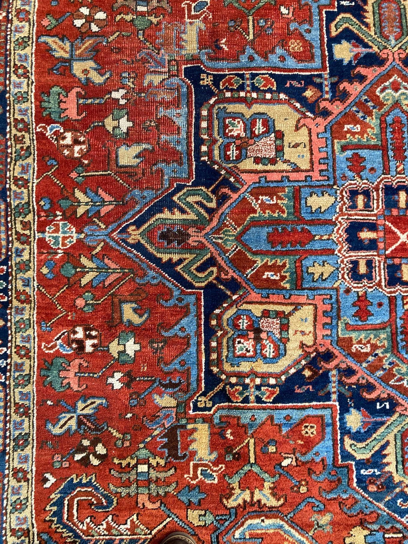 Antique Heriz Carpet 3.37m x 2.42m For Sale 7
