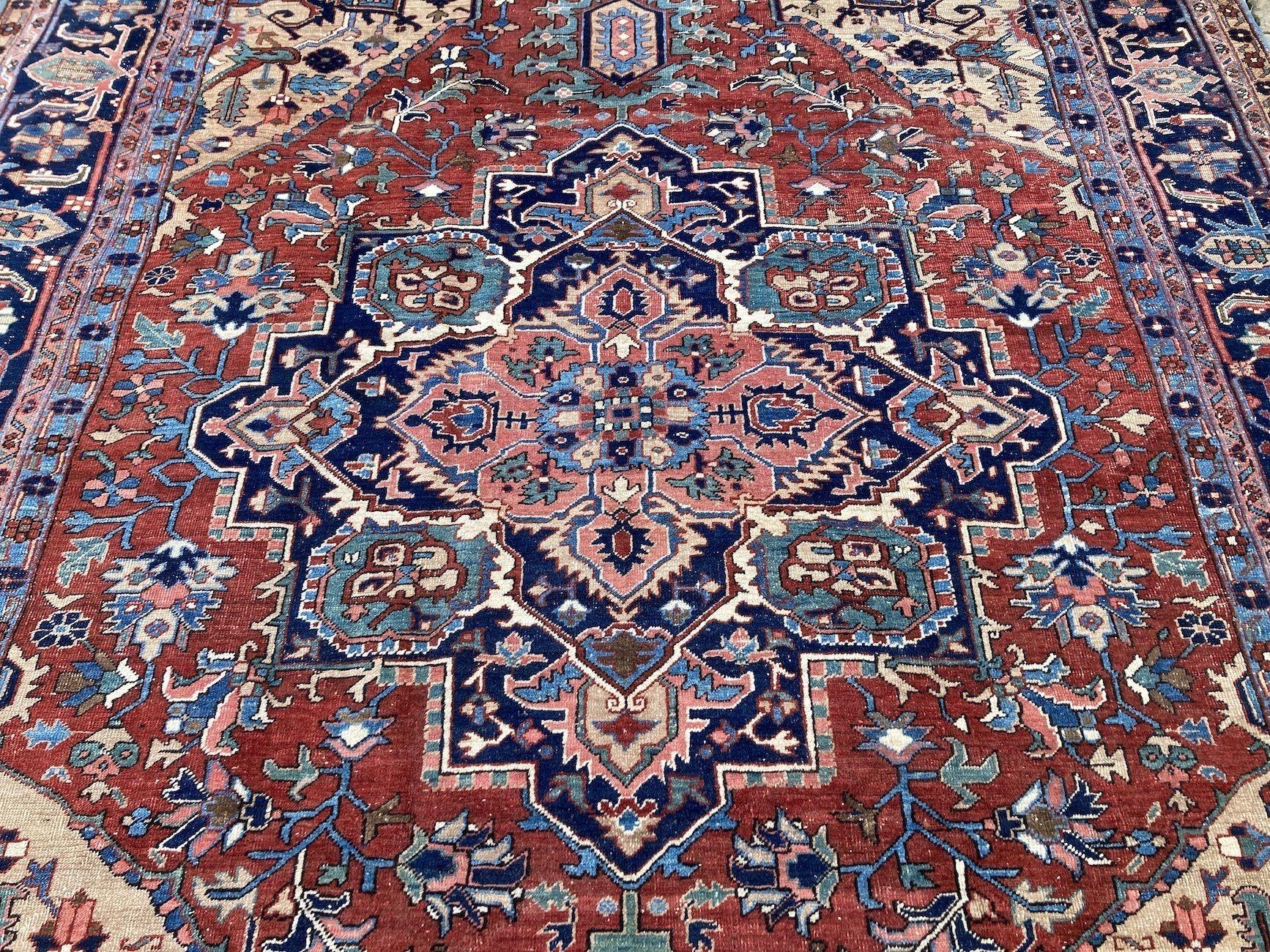 Wool Antique Heriz Carpet 3.43m x 2.56m For Sale