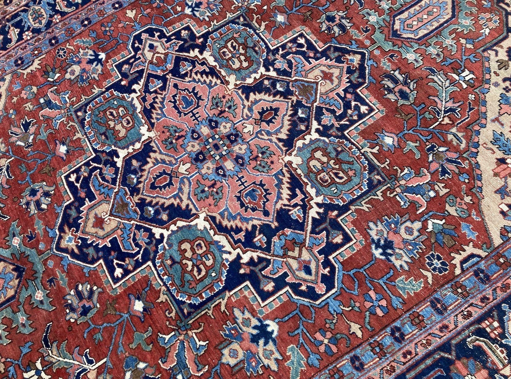 Antique Heriz Carpet 3.43m x 2.56m For Sale 3