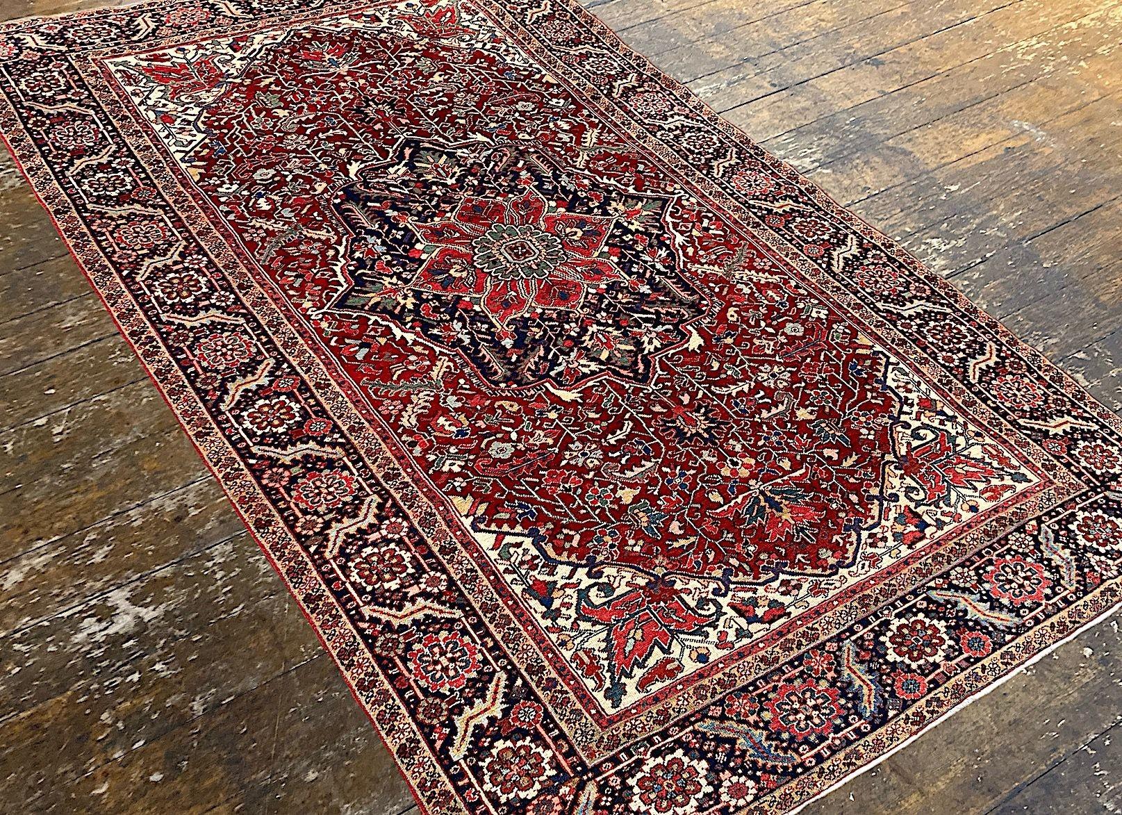Wool Antique Heriz Carpet 3.58m x 2.27m For Sale