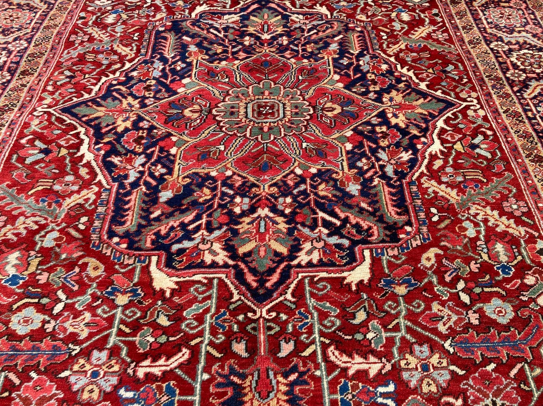 Antique Heriz Carpet 3.58m x 2.27m For Sale 2