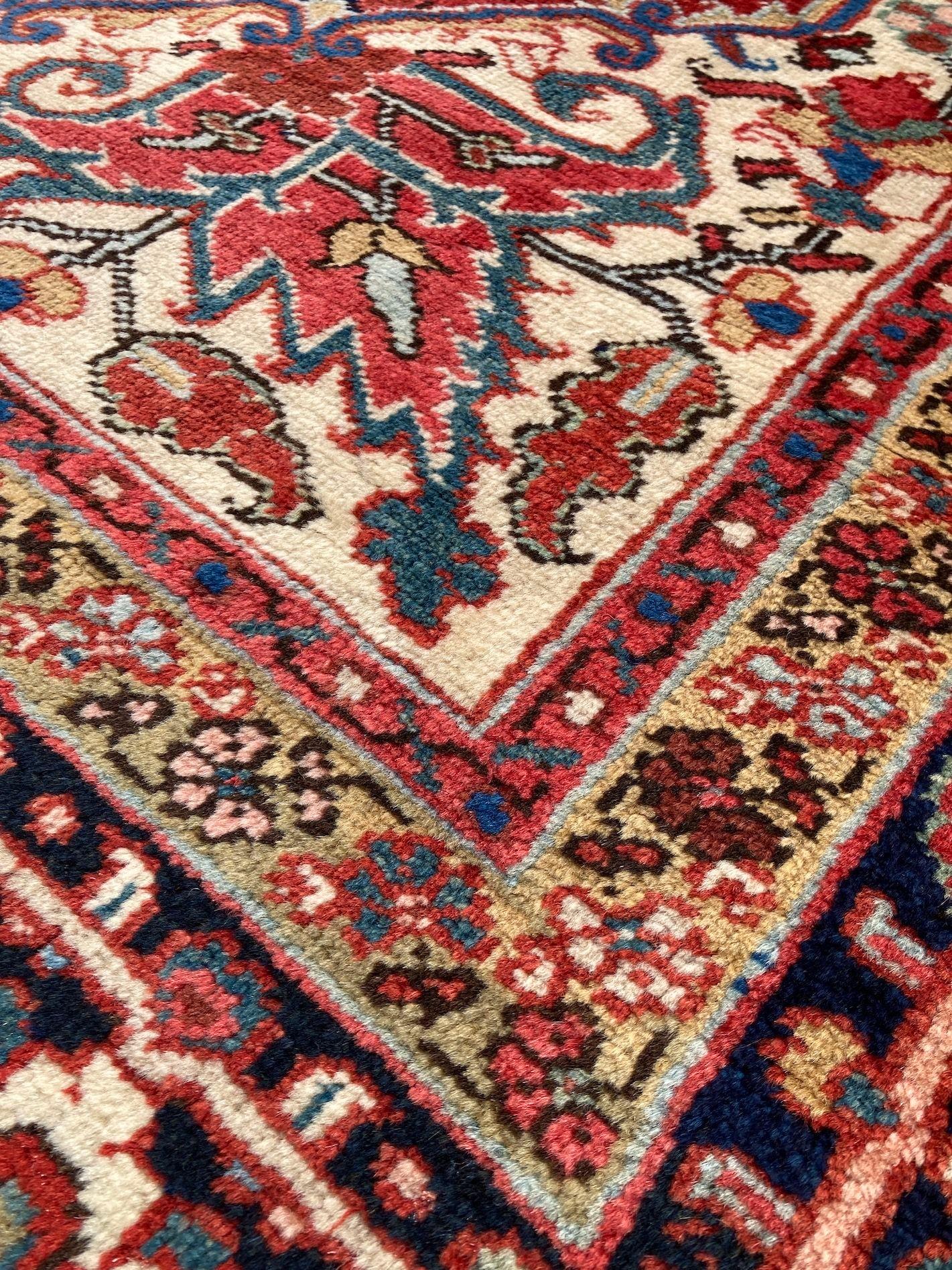 Antique Heriz Carpet 3.58m x 2.27m For Sale 4