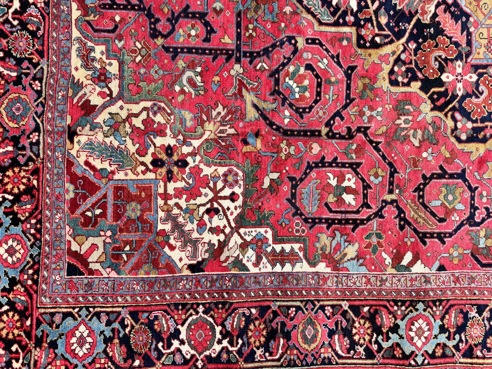 Antique Heriz Carpet 3.68m x 2.65m For Sale 7