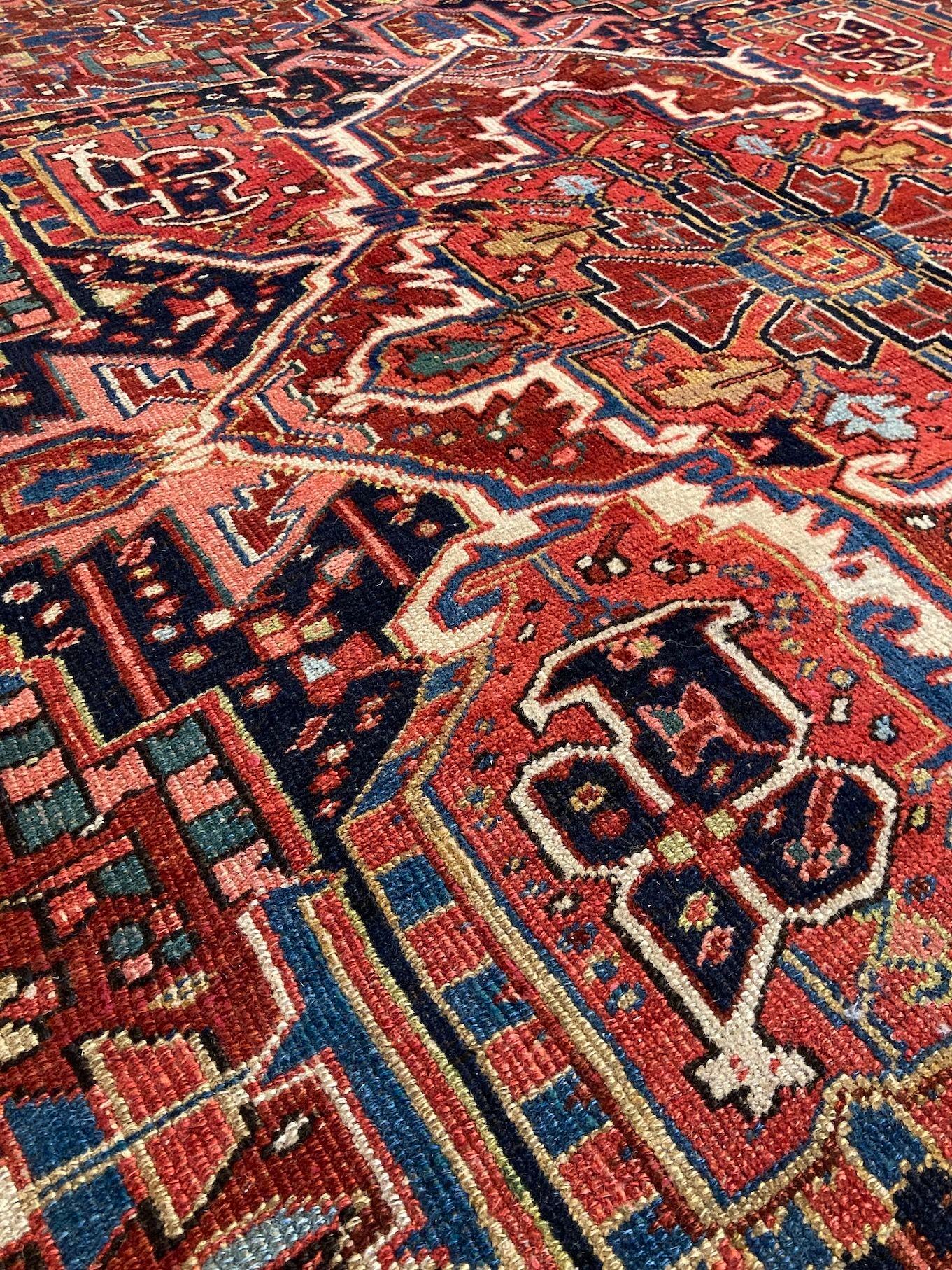 Antique Heriz Carpet 3.78m x 2.81m For Sale 10
