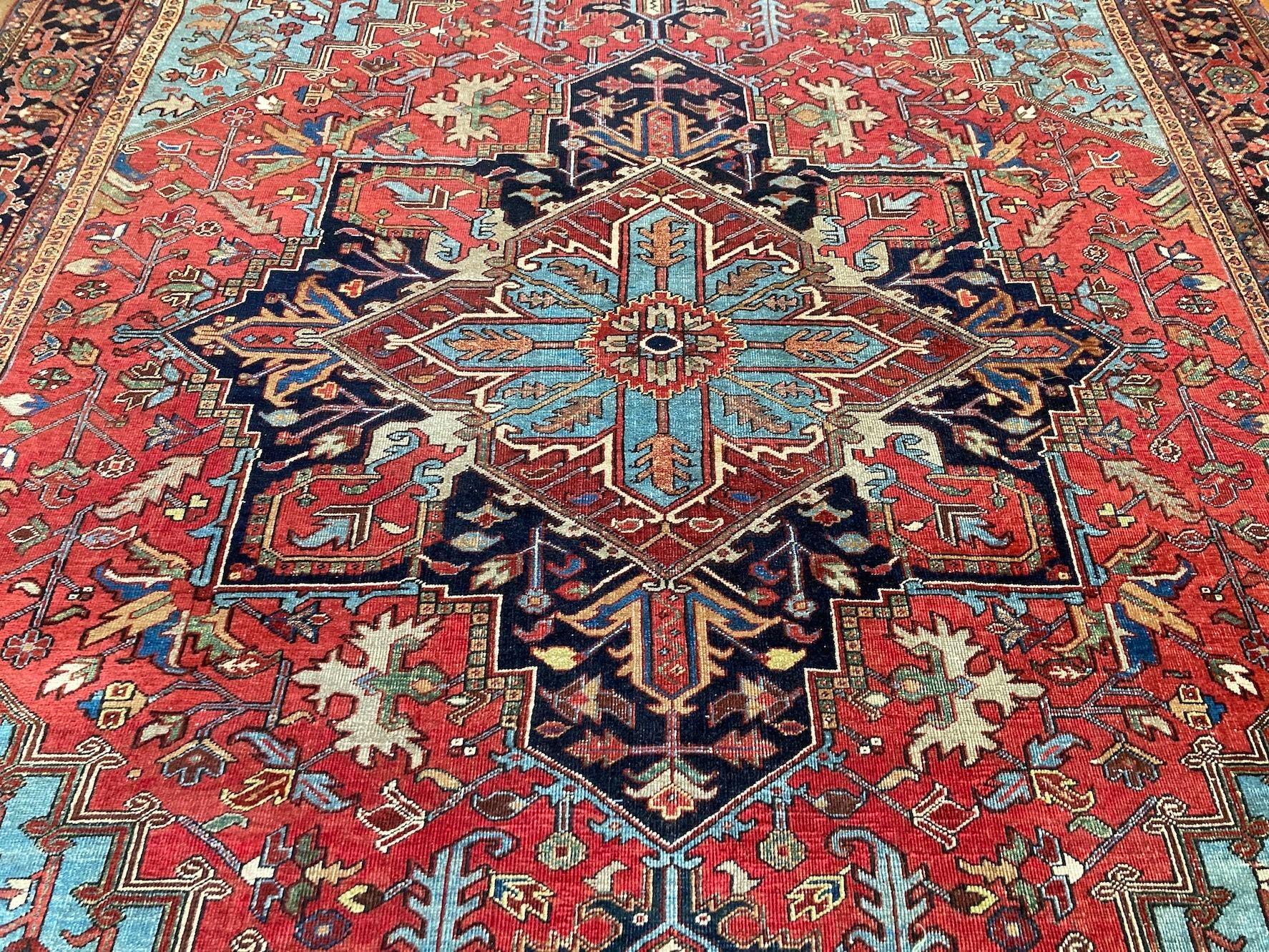 Antiker Heriz-Teppich 3,96 m x 2,93 m im Angebot 2