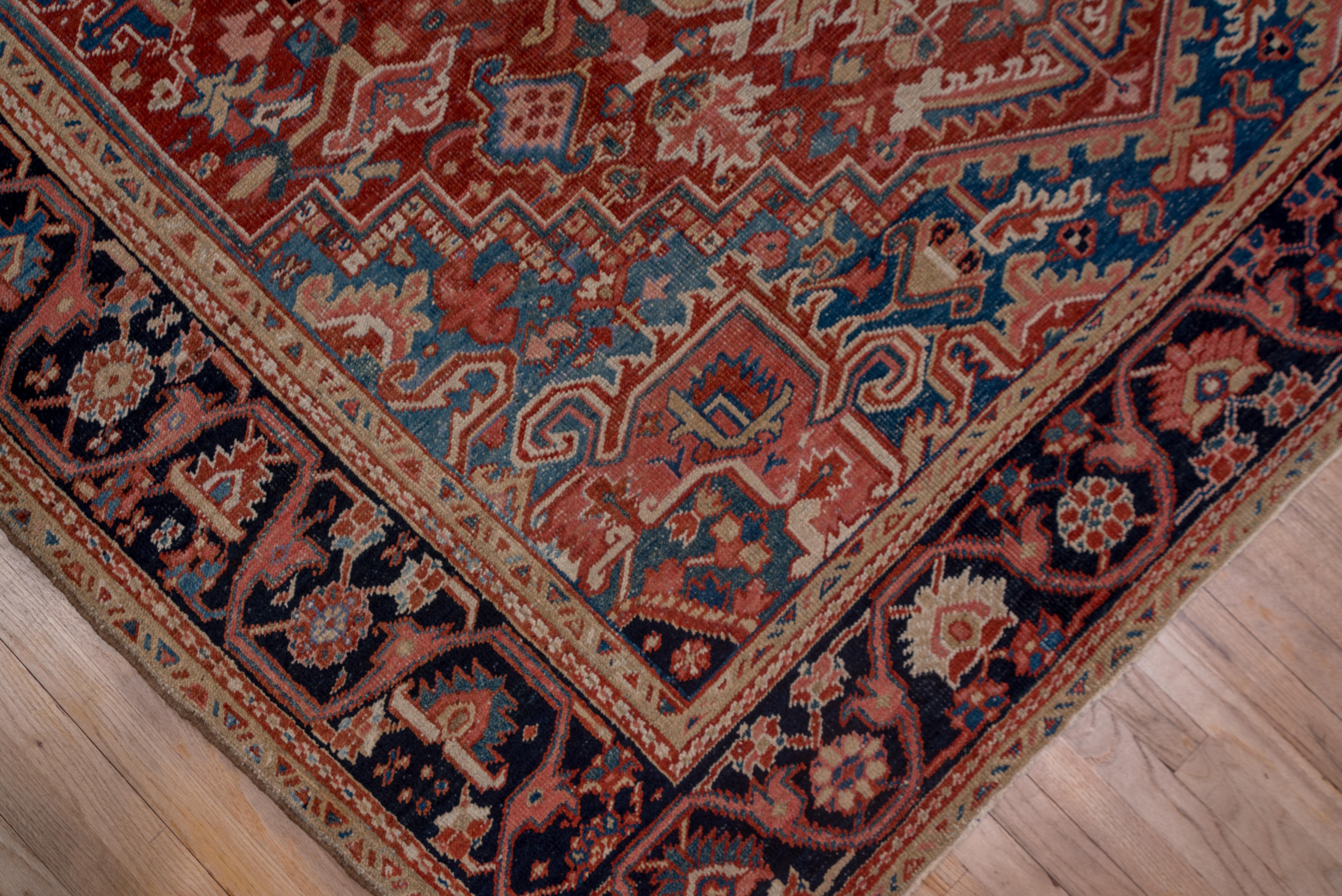 Antique Heriz Carpet, circa 1920s In Good Condition In New York, NY