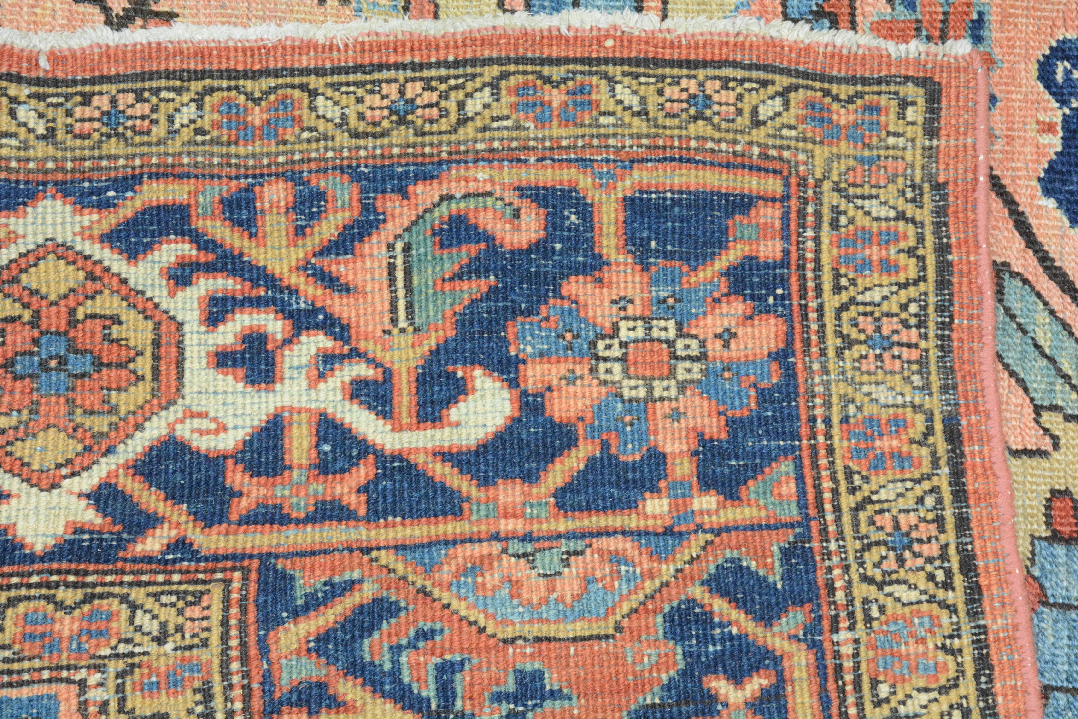 Antiker Heriz-Teppich im Angebot 2