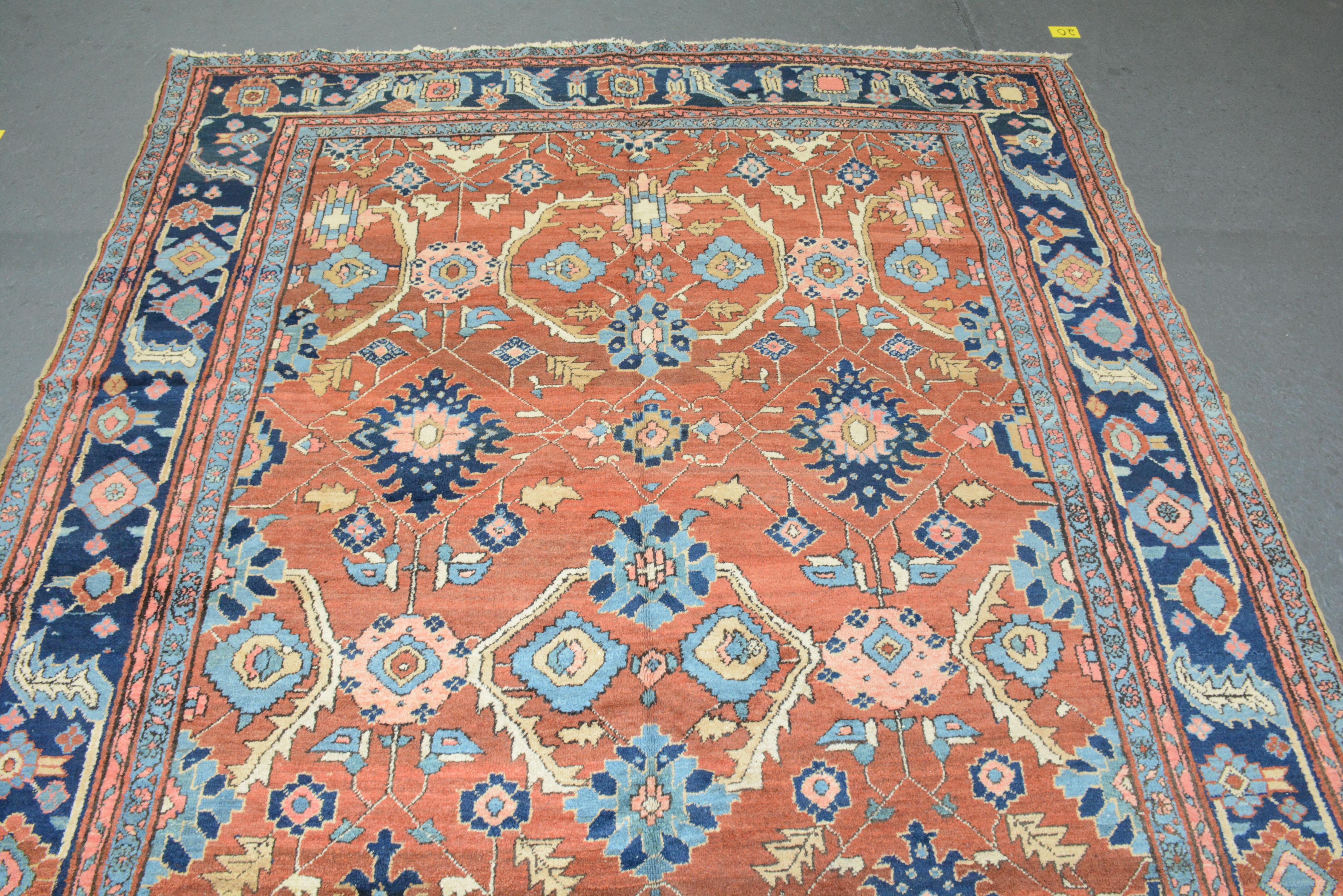 Bakshaish Antique Heriz Carpet For Sale