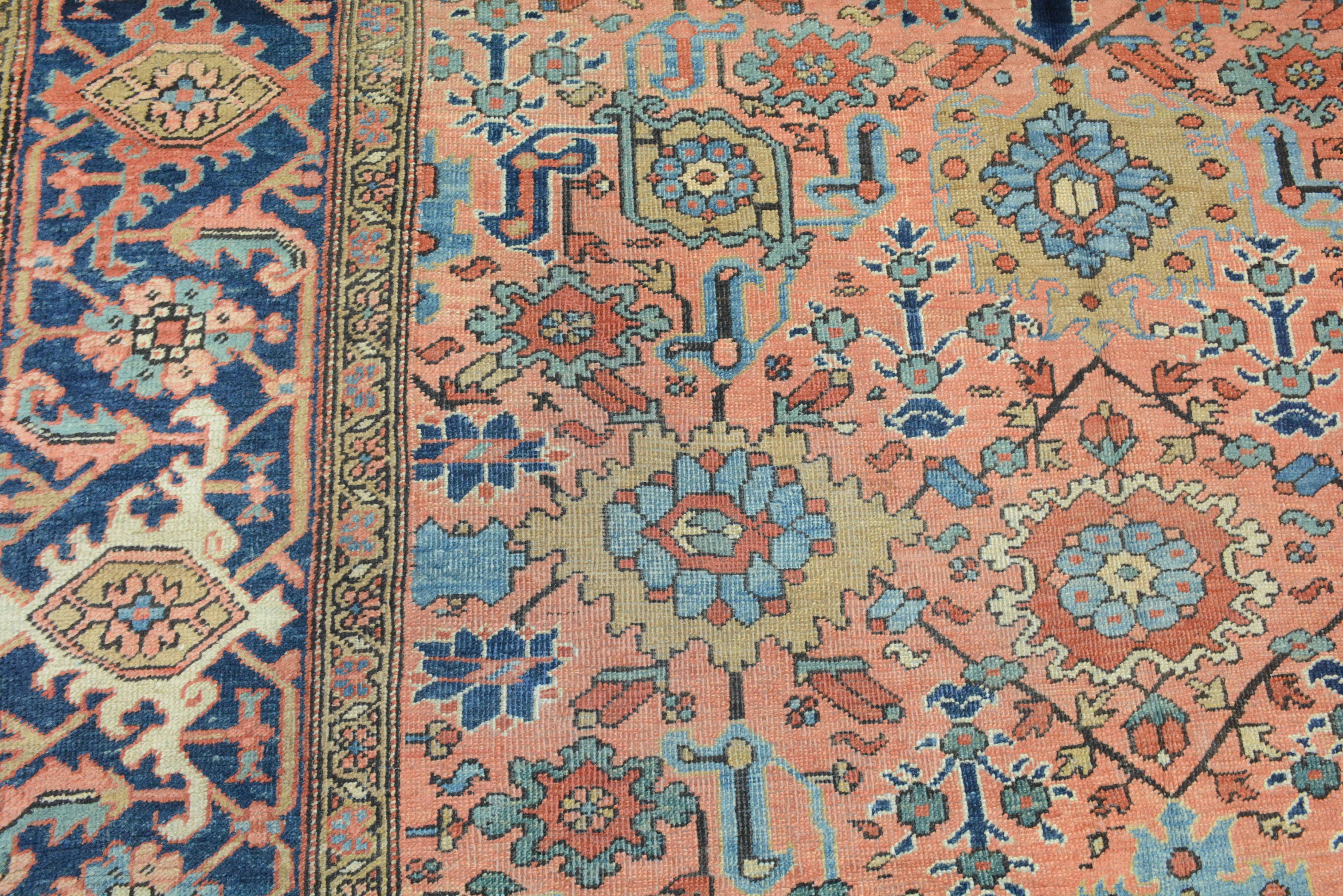 Antiker Heriz-Teppich (Handgewebt) im Angebot