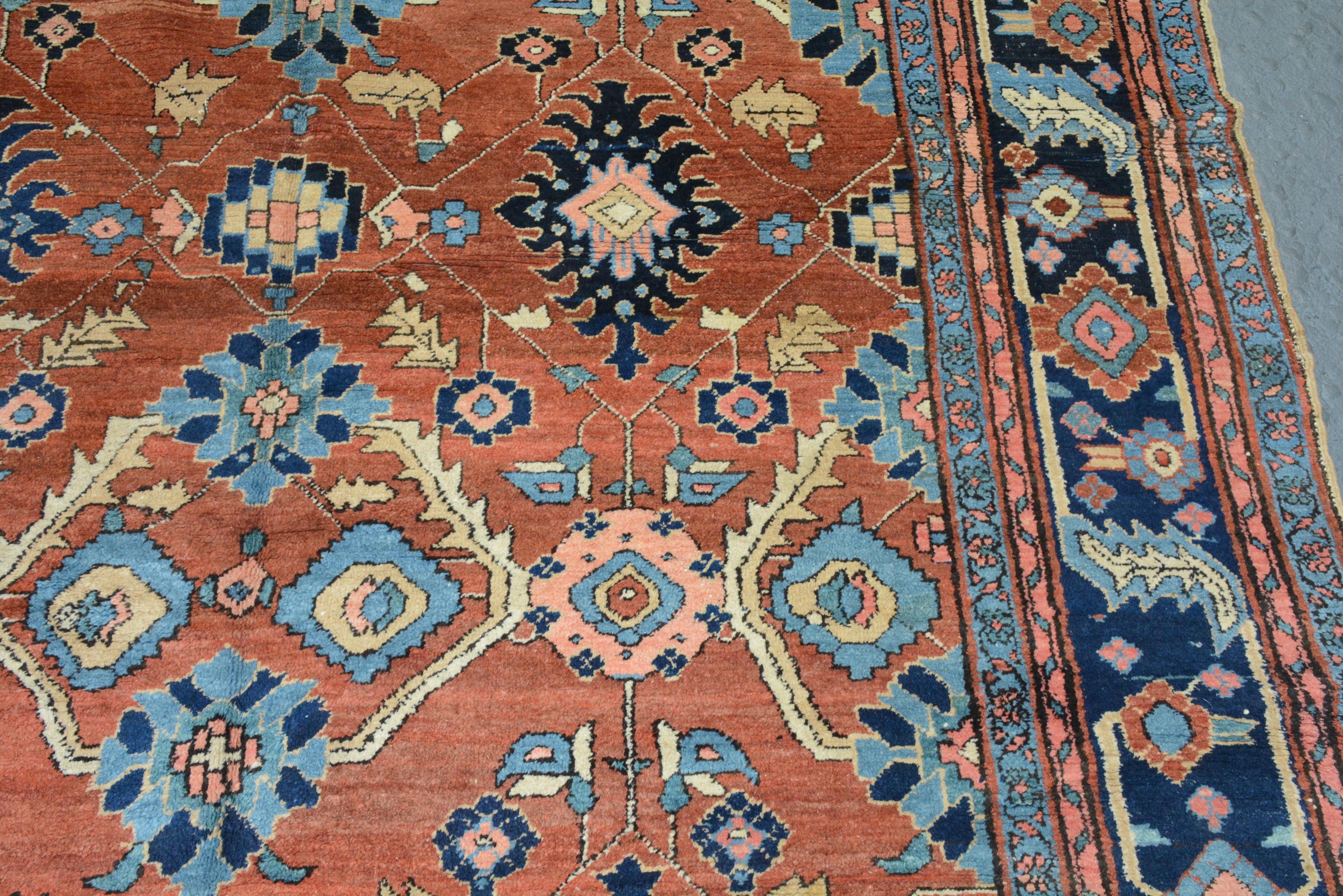 Antiker Heriz-Teppich (20. Jahrhundert) im Angebot