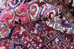 Antique Heriz Carpet Vibrant Colors Clear Design