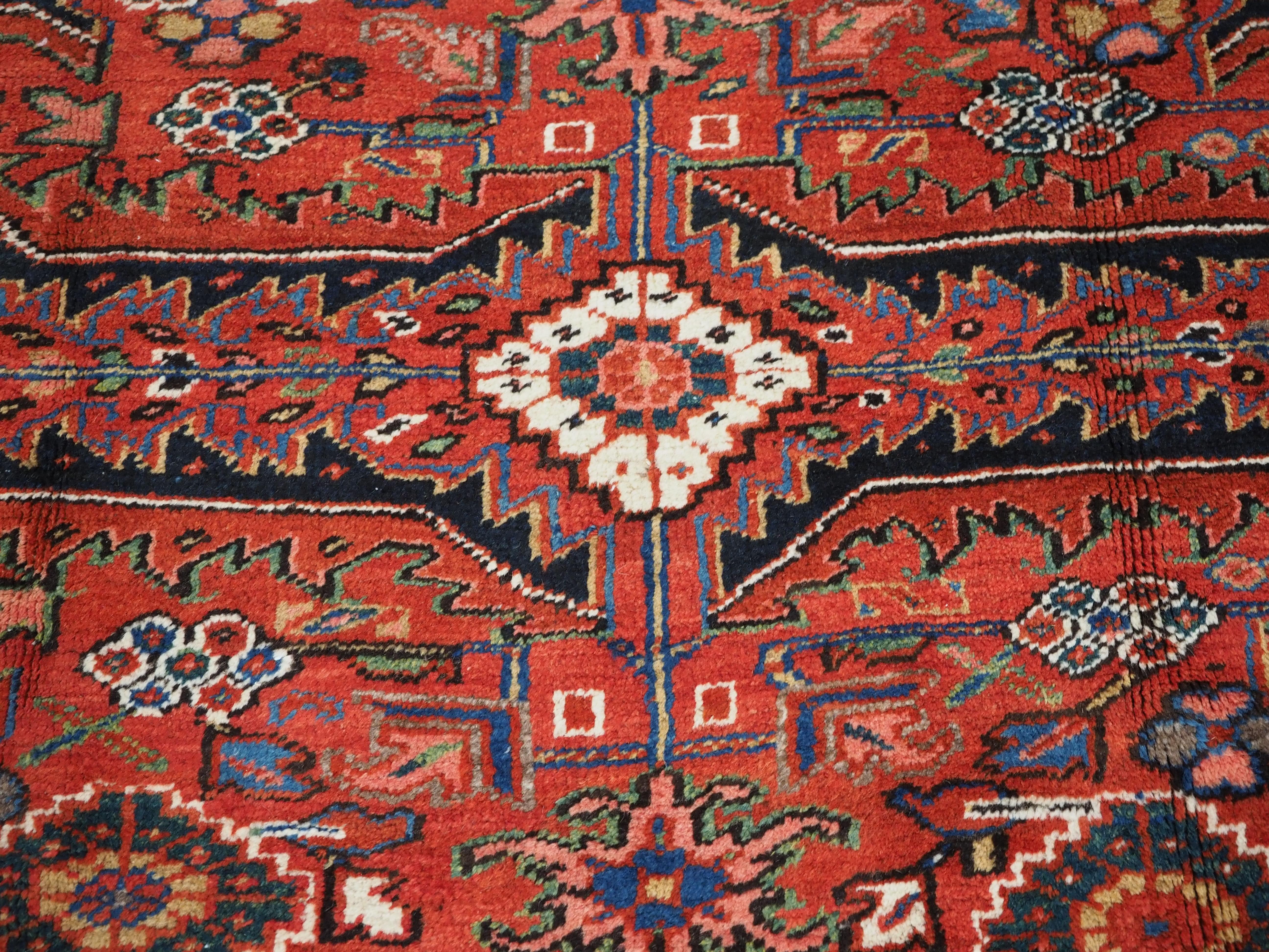 Antique Heriz carpet with a traditional all over design, circa 1910. For Sale 6