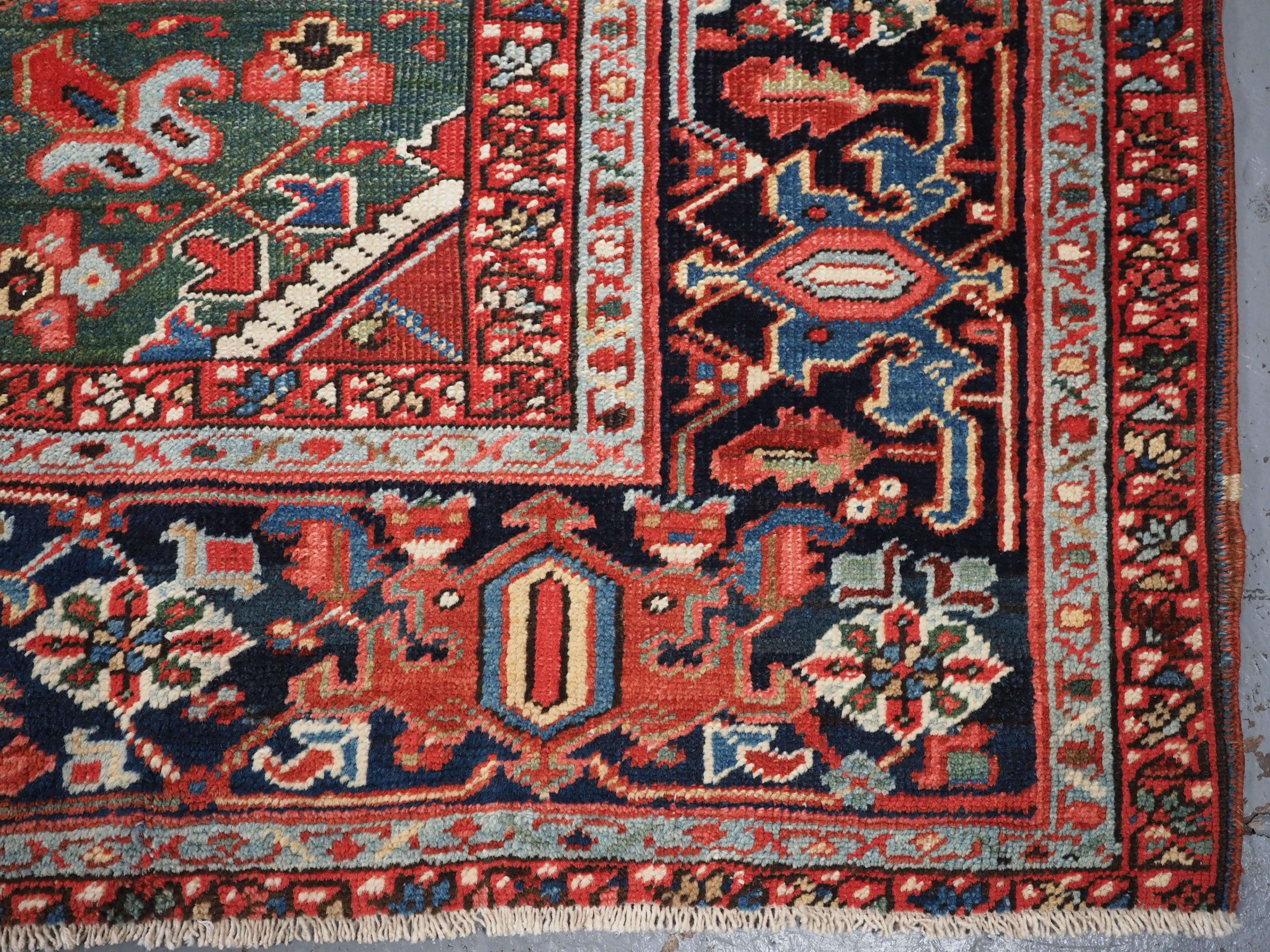 Antique Heriz carpet with a very well-drawn large medallion, circa 1900. For Sale 13