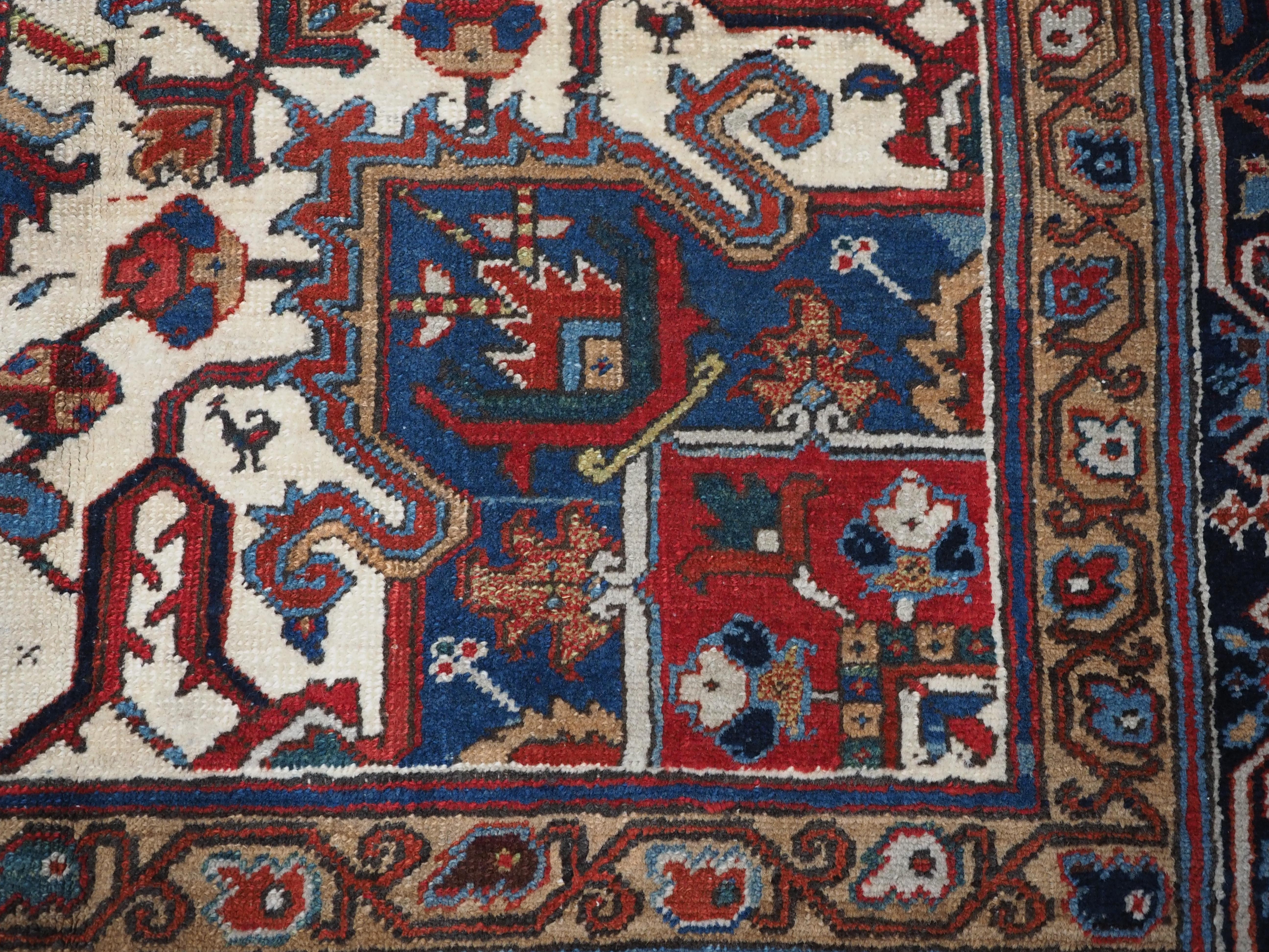 Antique Heriz carpet with traditional large medallion design, circa 1920 For Sale 10
