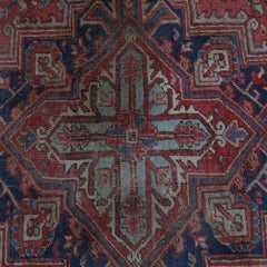 Tapis ancien en laine persane Heriz C1930