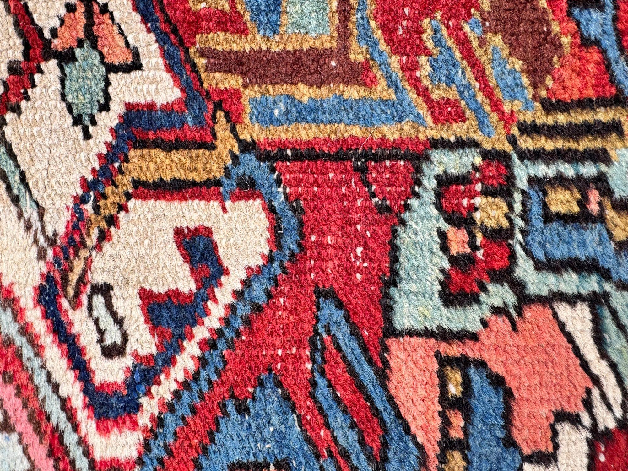 Antique Heriz Rug 1.76m x 1.44mAntique Heriz Rug 1.76m x 1.44m For Sale 14
