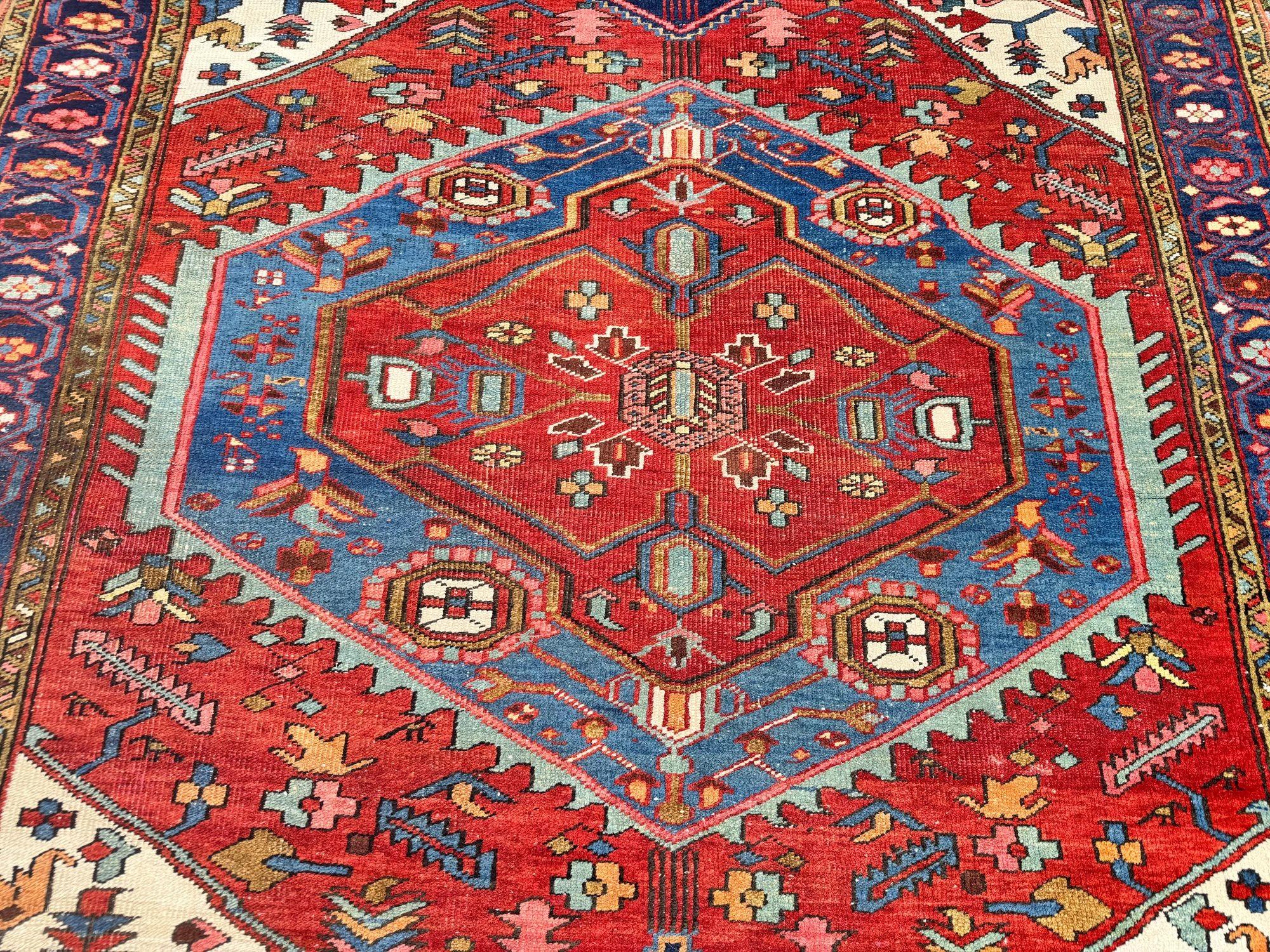 Antique Heriz Rug 1.76m x 1.44mAntique Heriz Rug 1.76m x 1.44m For Sale 3