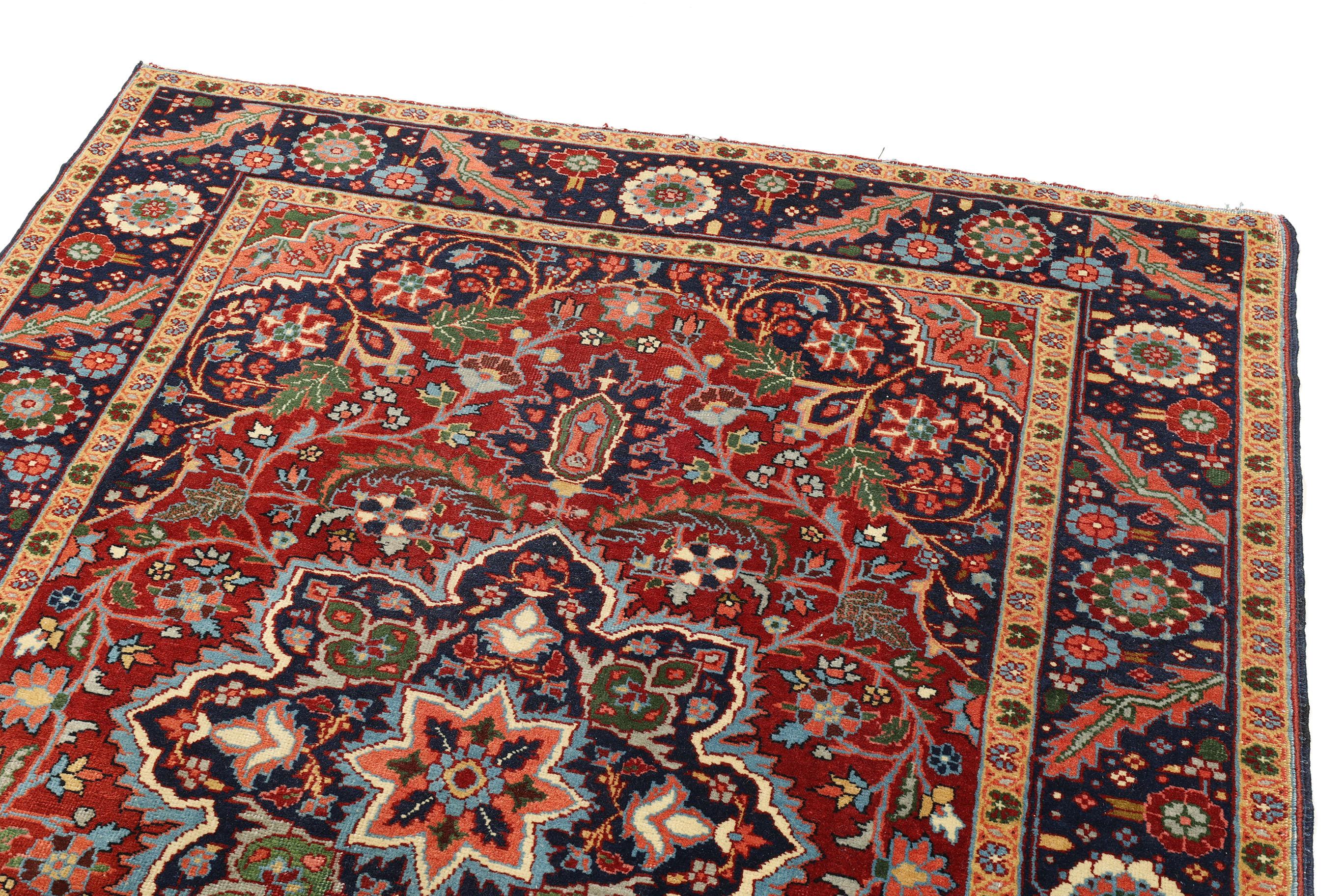 Noué à la main Tapis ancien Heriz (1.9x1.4m, 1920). Détails exquis (noués à la main). en vente