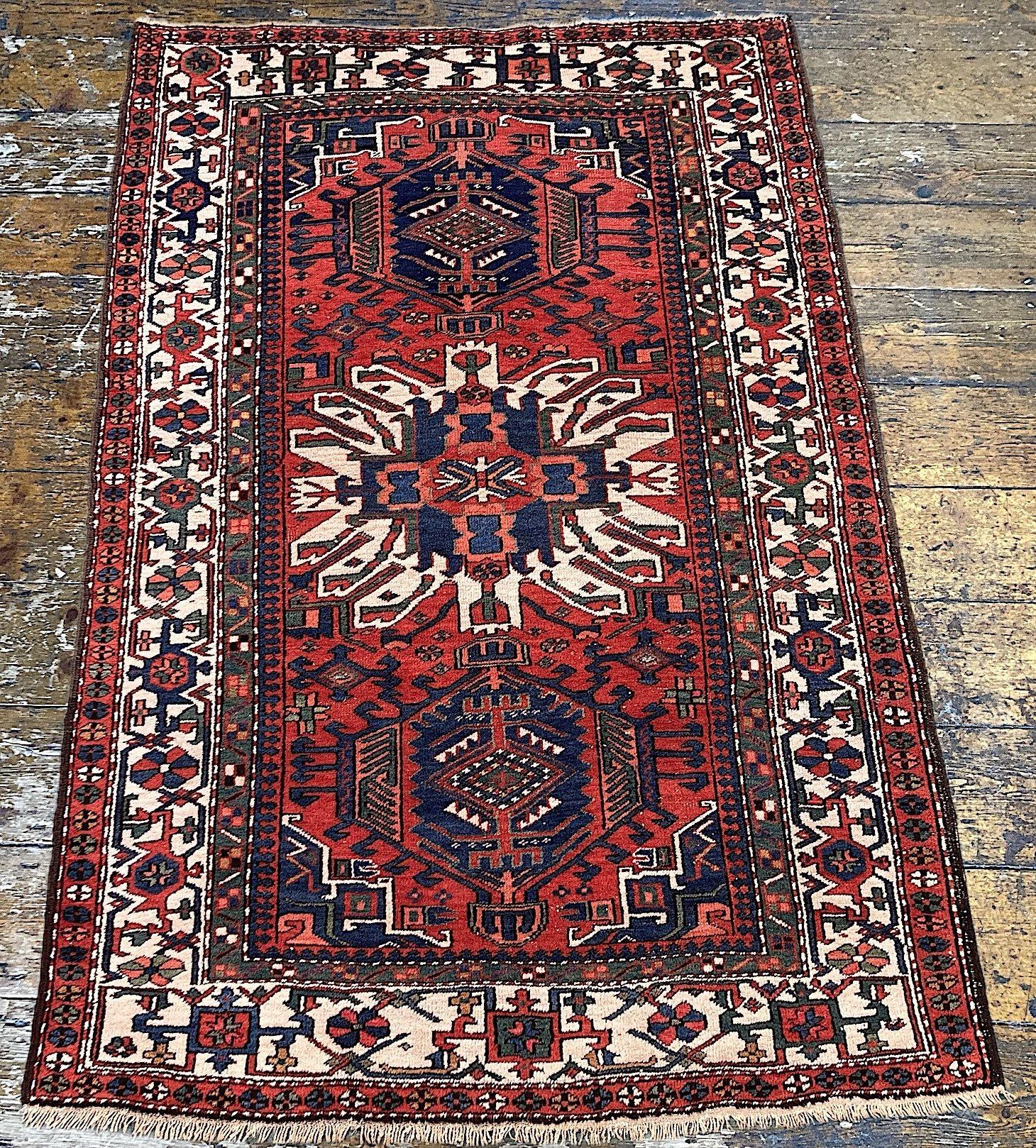 Early 20th Century Antique Heriz Rug 2.05m x 1.37m For Sale
