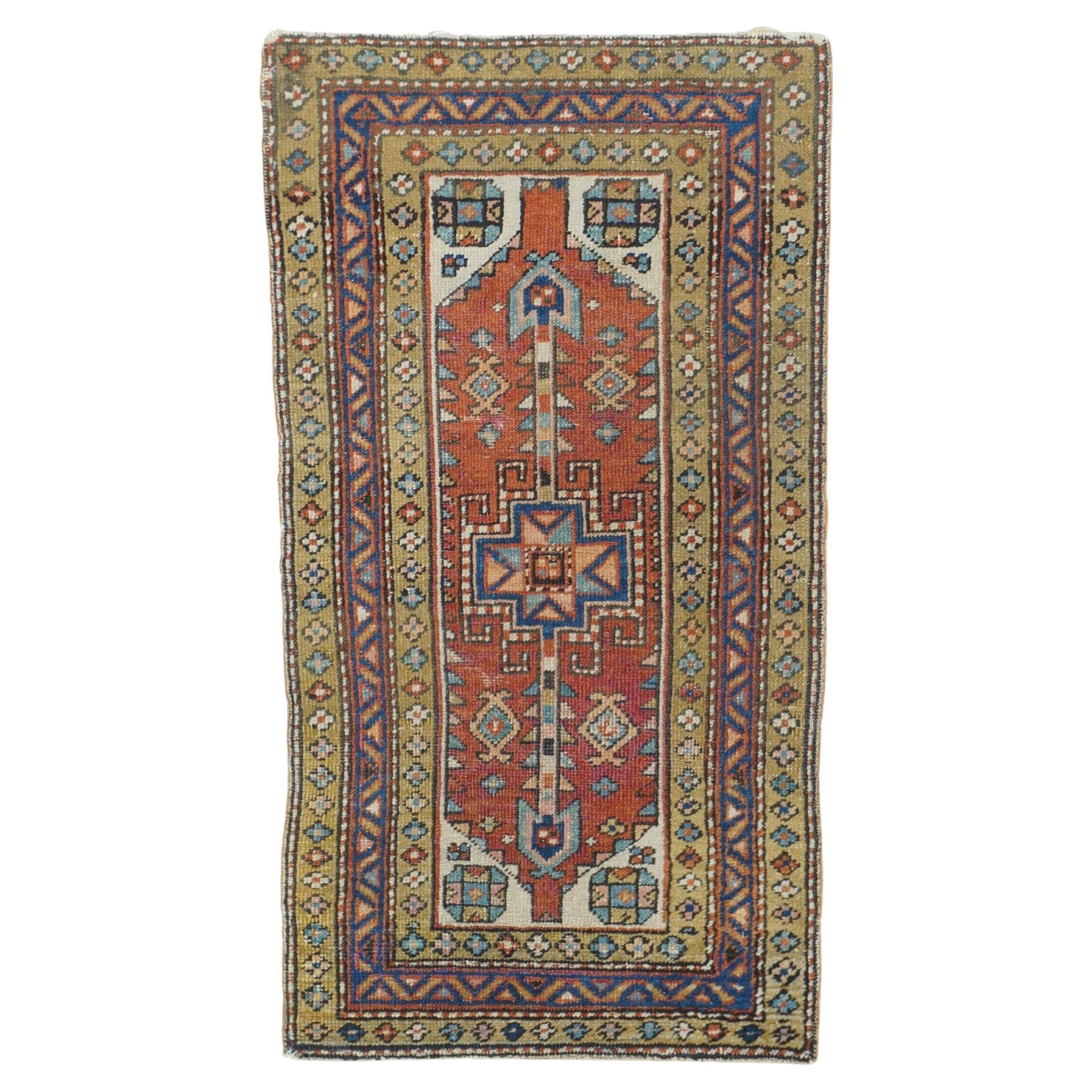 Antiker Heriz-Teppich 2'2'' x 4'0"