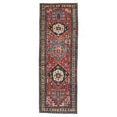 Antique Heriz Rug (3.2x1.1m, 1900). Exquisite Details (Hand-Knotted).
