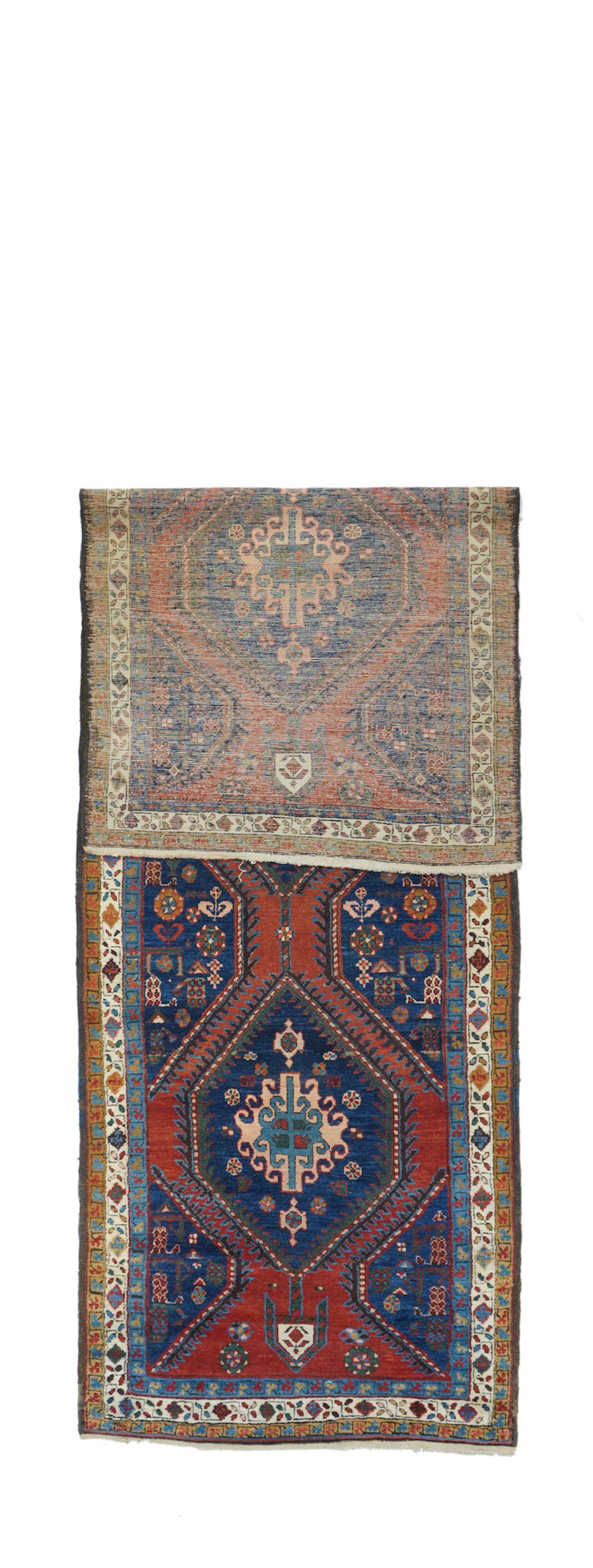 Antique Heriz rug, measures : 3'5'' x 11'8''.