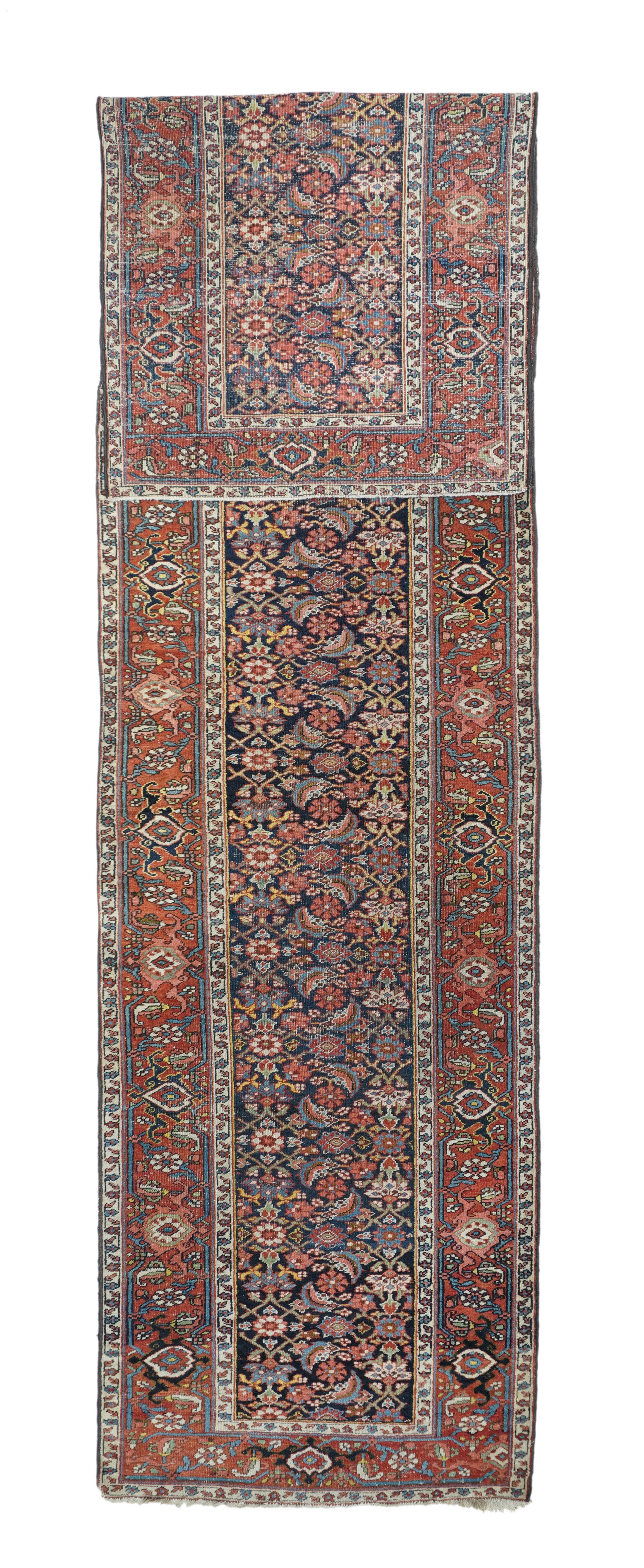 Antiker Heriz-Teppich 3'6'' x 15'3'' (Persisch) im Angebot