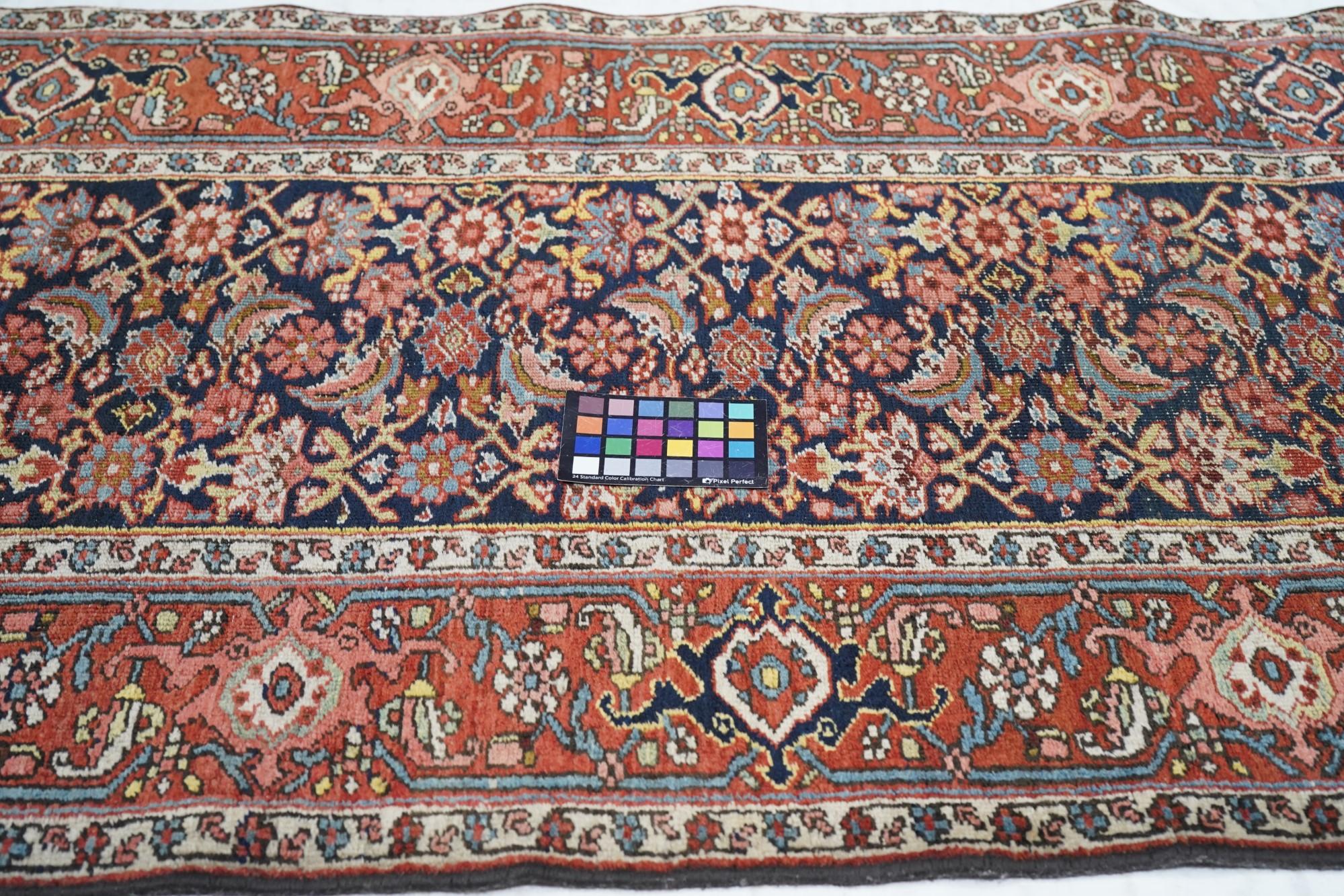 Antiker Heriz-Teppich 3'6'' x 15'3'' (Wolle) im Angebot