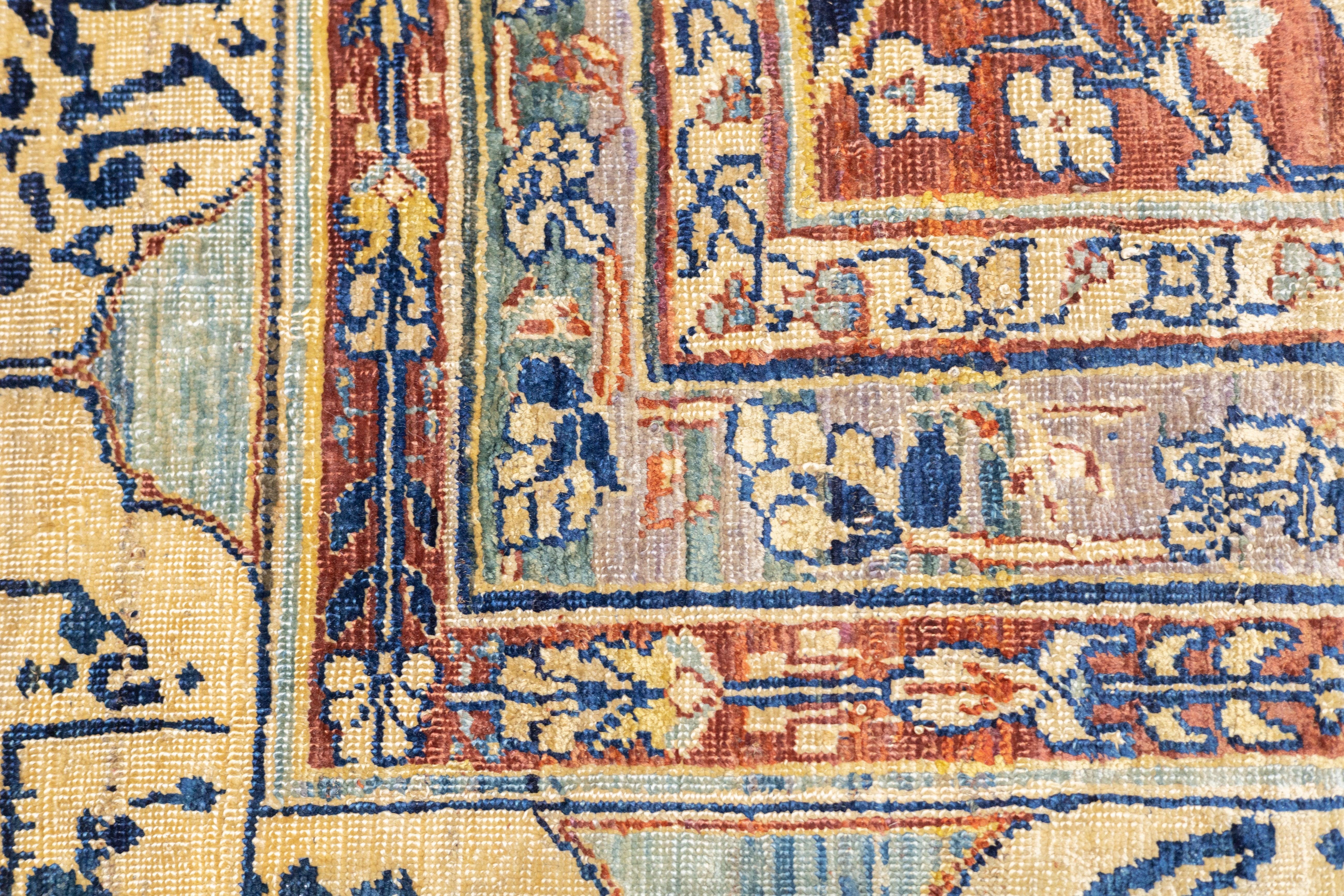 Antique Heriz Rug 4'3'' x 5'6'' For Sale 1