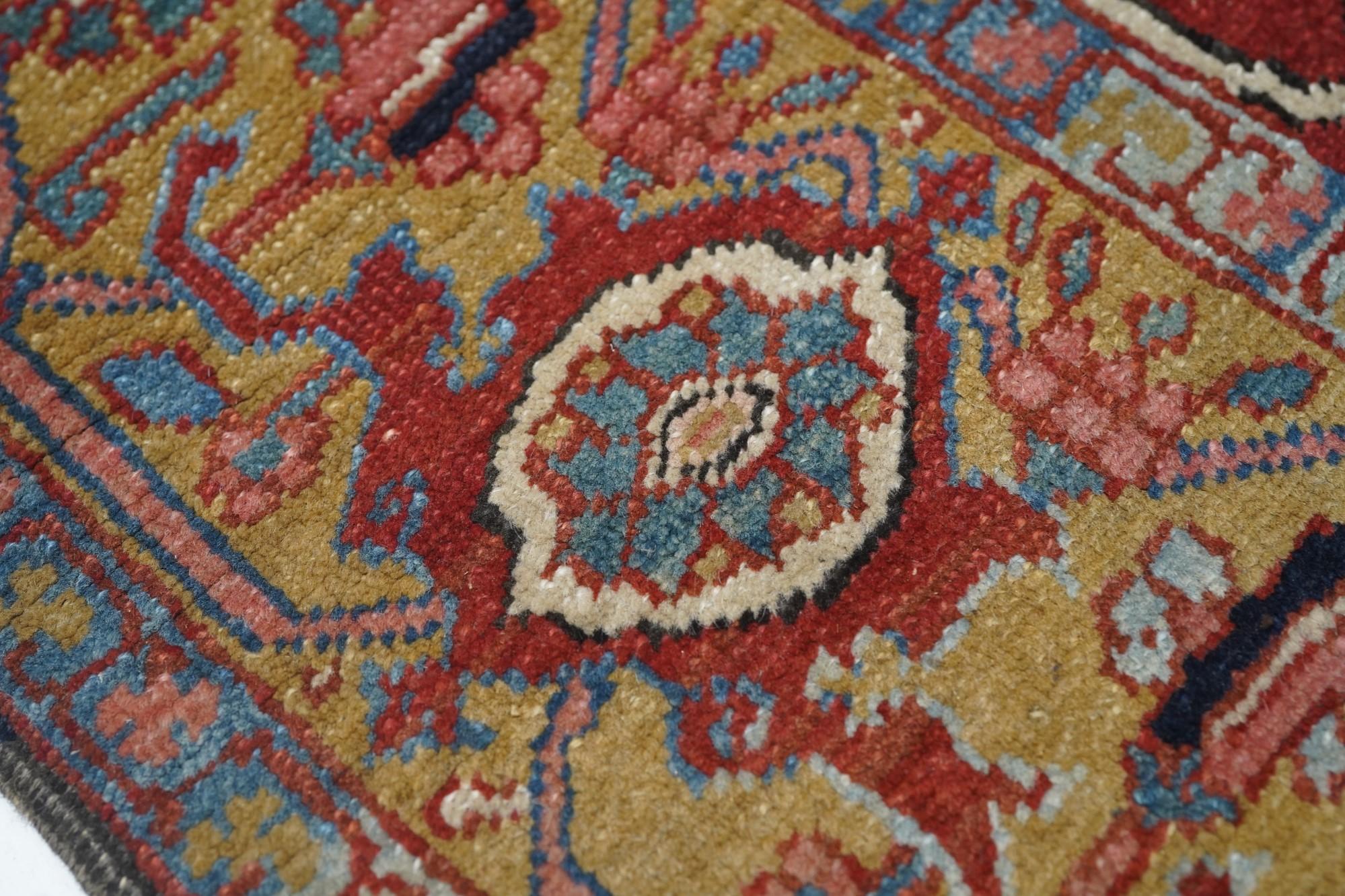 Early 20th Century Antique Heriz Rug 5'2'' x 6'10'' For Sale